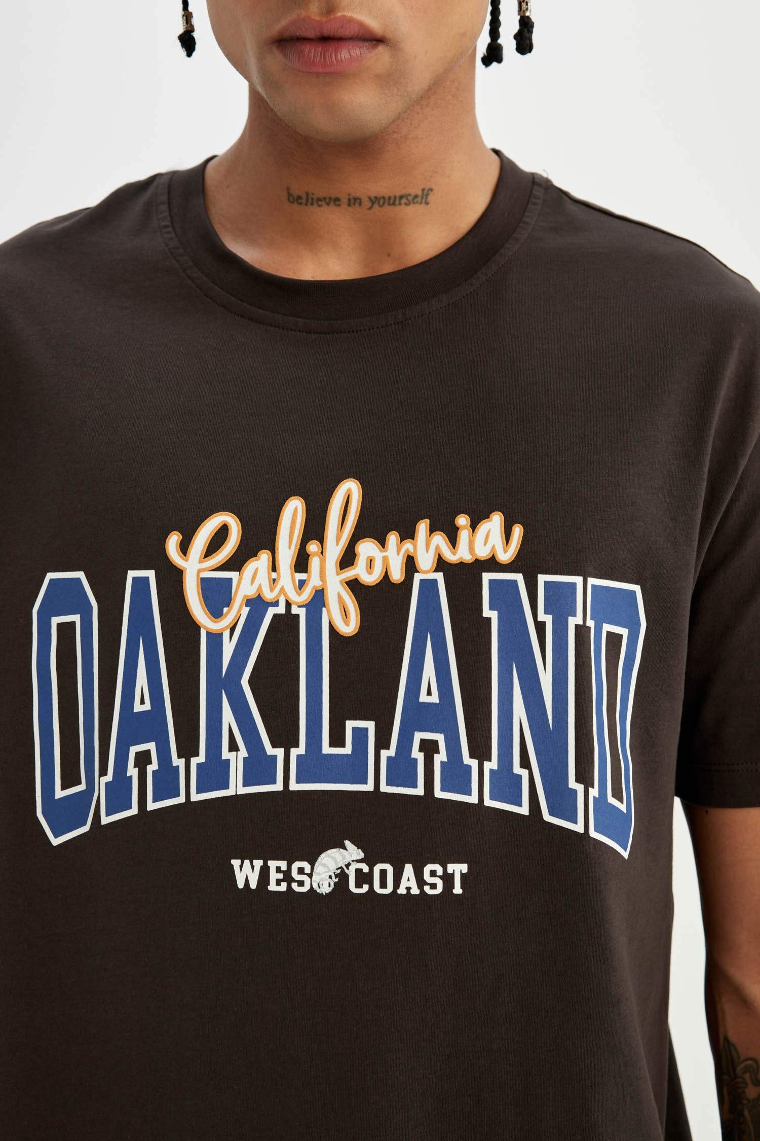 Regular Fit Crew Neck Short Sleeve T-Shirt