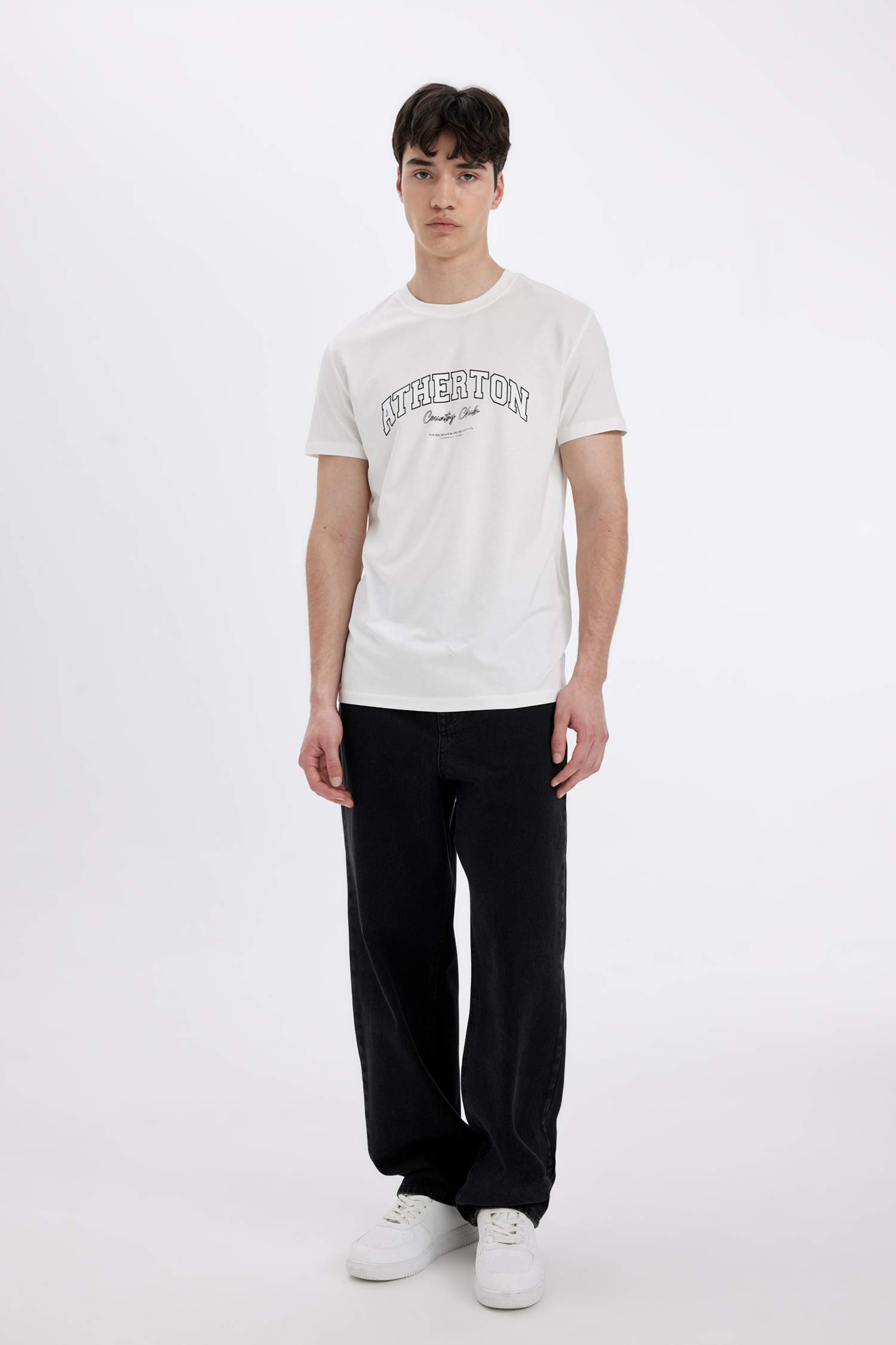 Slim Fit Crew Neck Printed T-Shirt