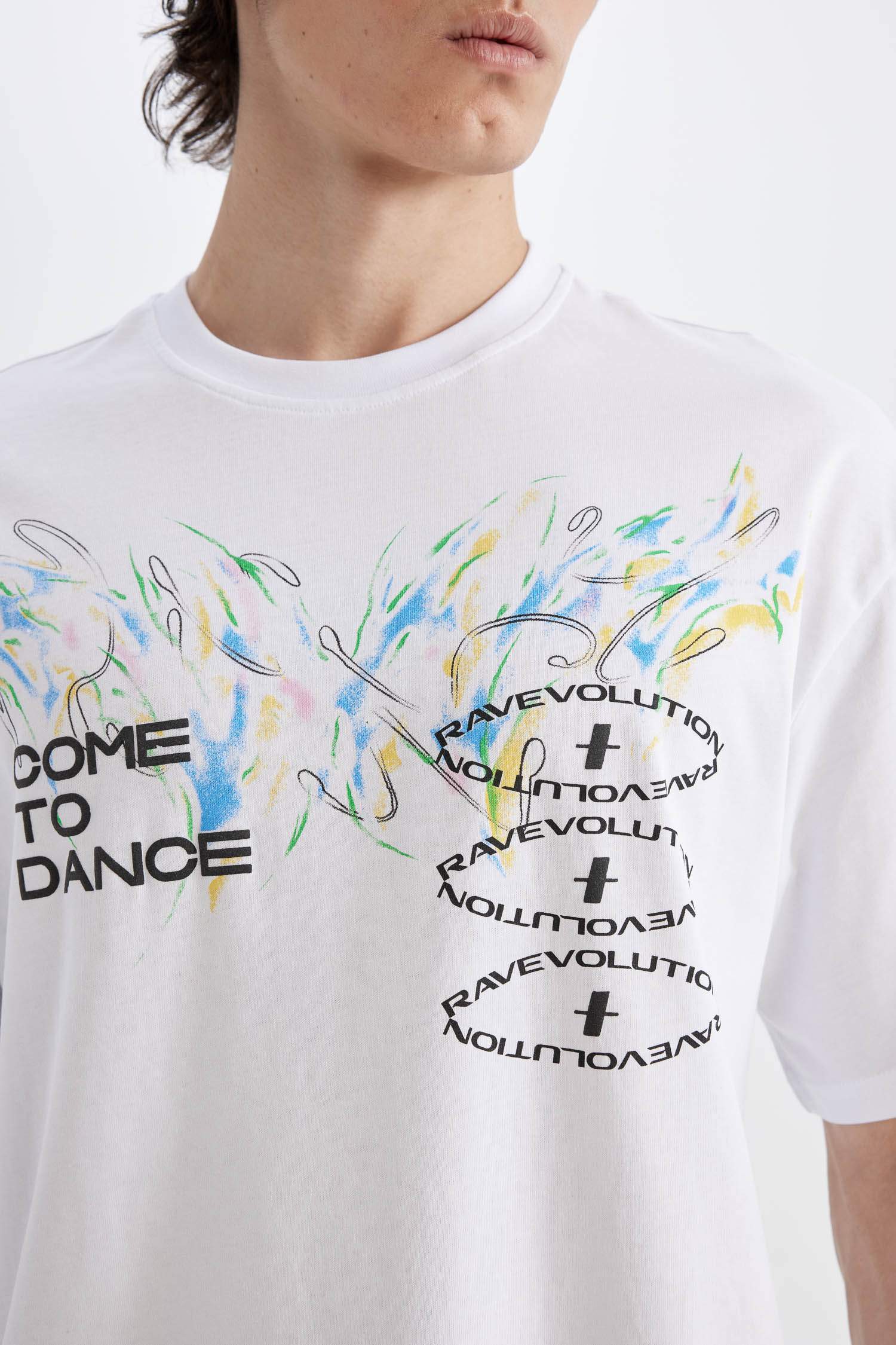 Comfort Fit Crew Neck Back Printed T-Shirt