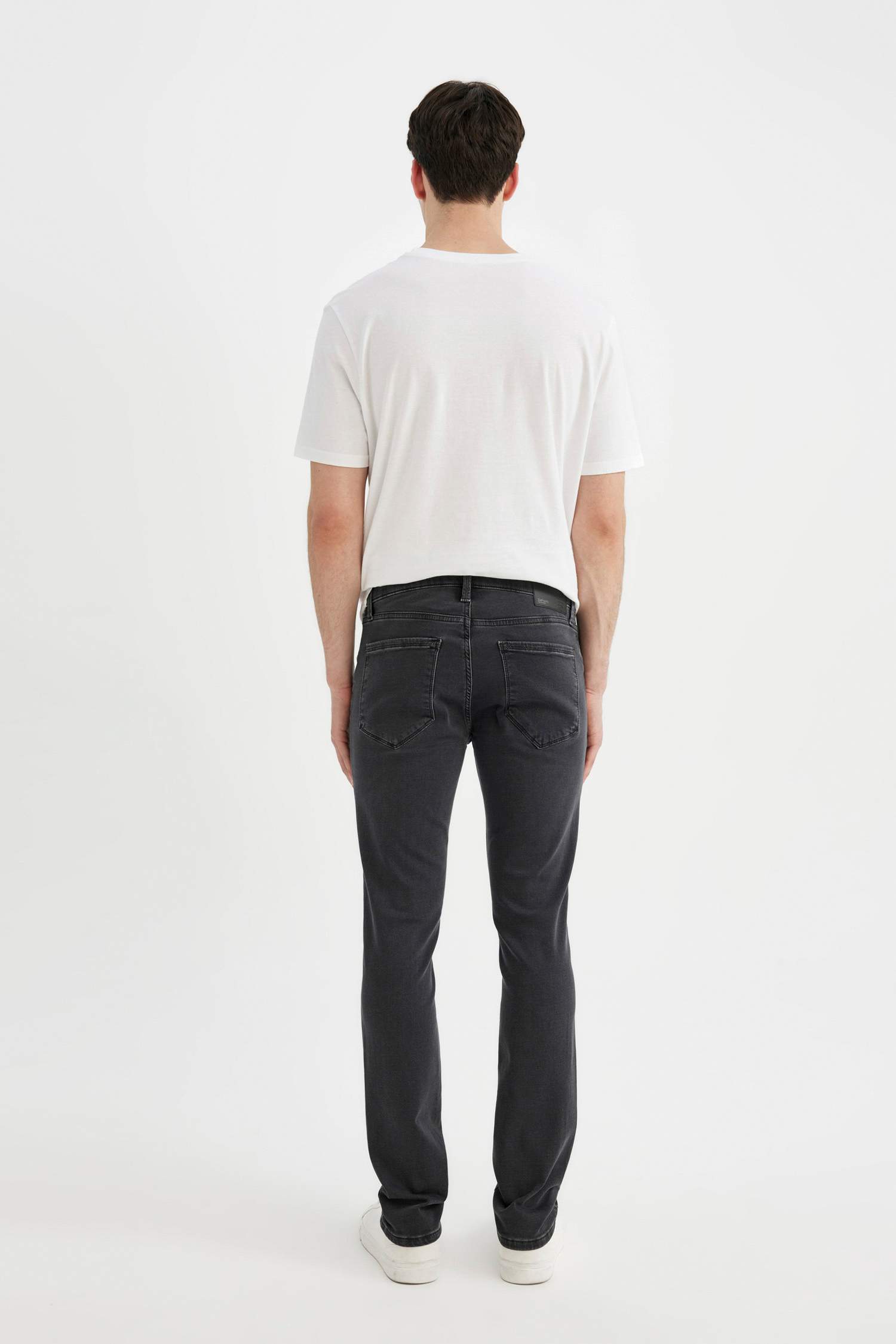 Pedro Slim Fit Slim Fit Normal Waist Narrow Leg Jeans