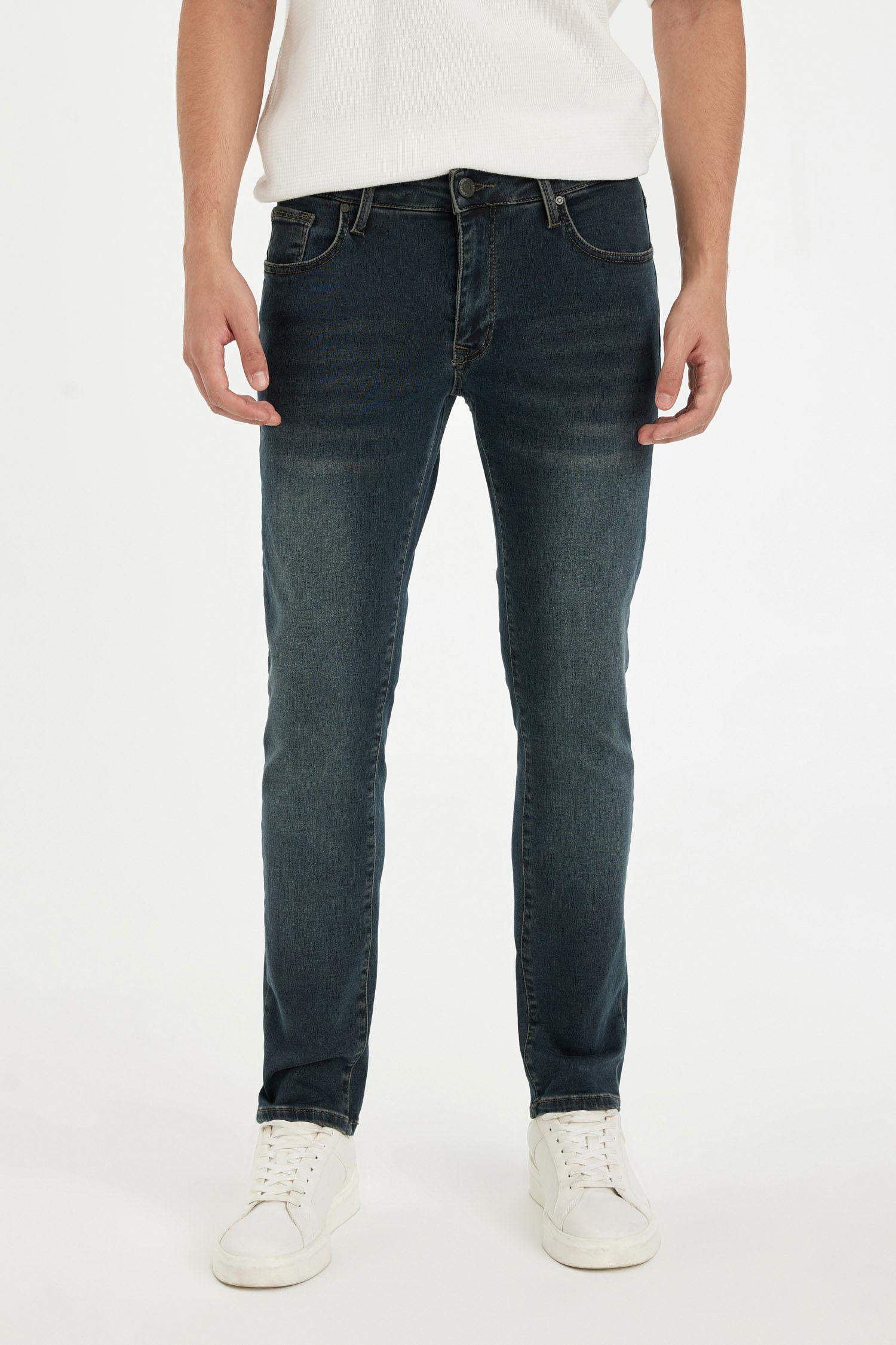 بنطلون جينز بيدرو سليم فيت برجل ضيق وخصر عادي