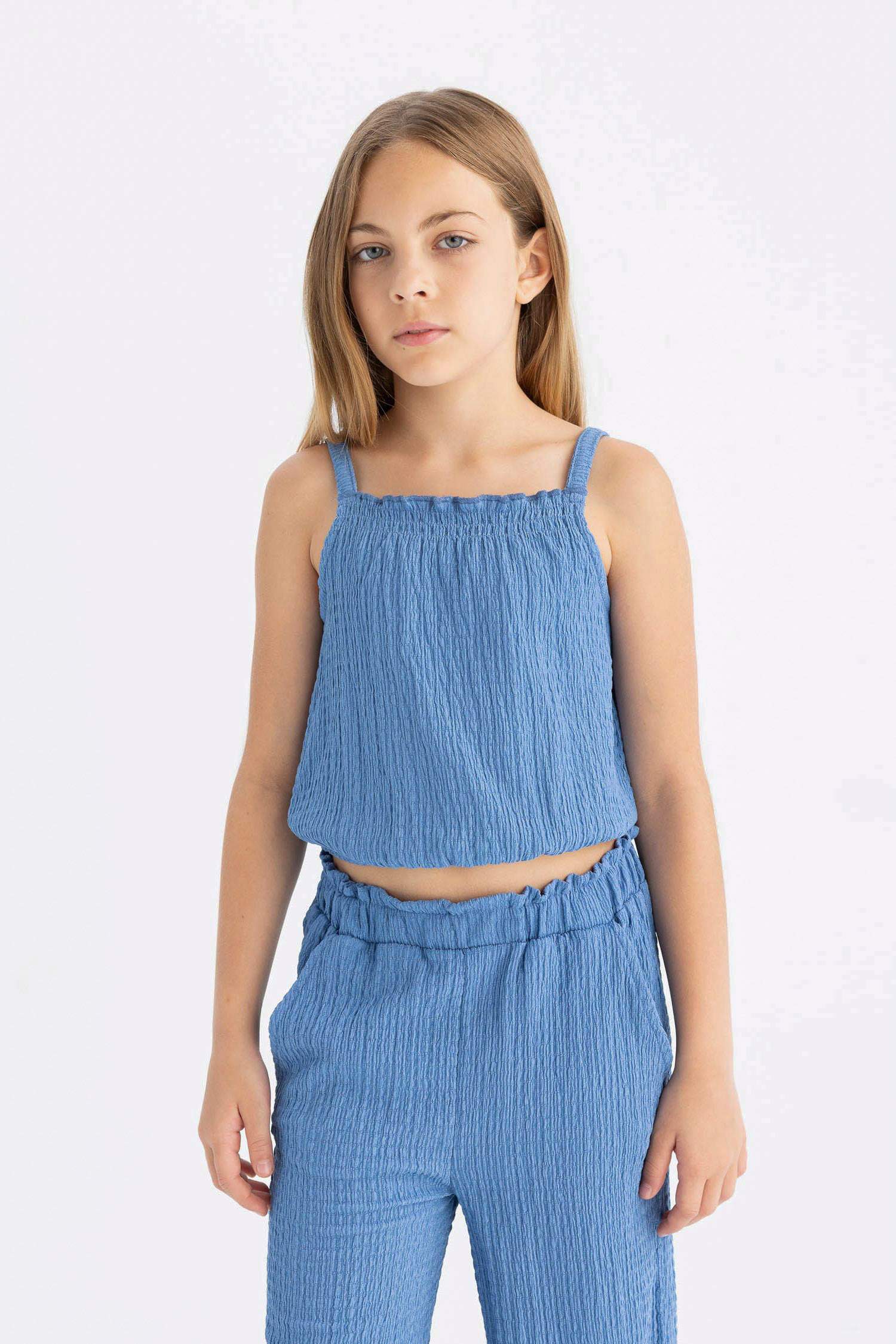 Kız Çocuk Elastik Yaka Askılı Bluz