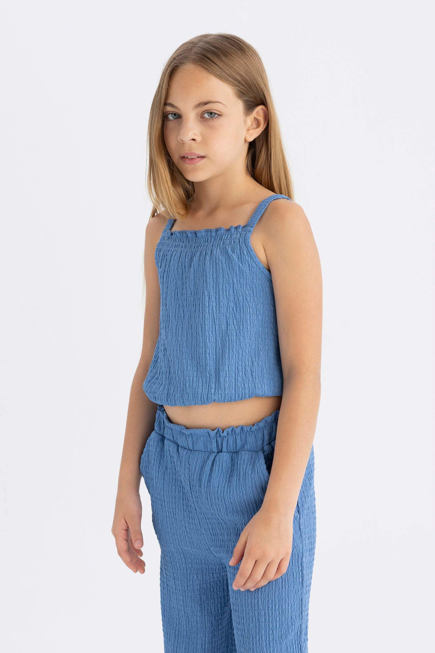 Kız Çocuk Elastik Yaka Askılı Bluz