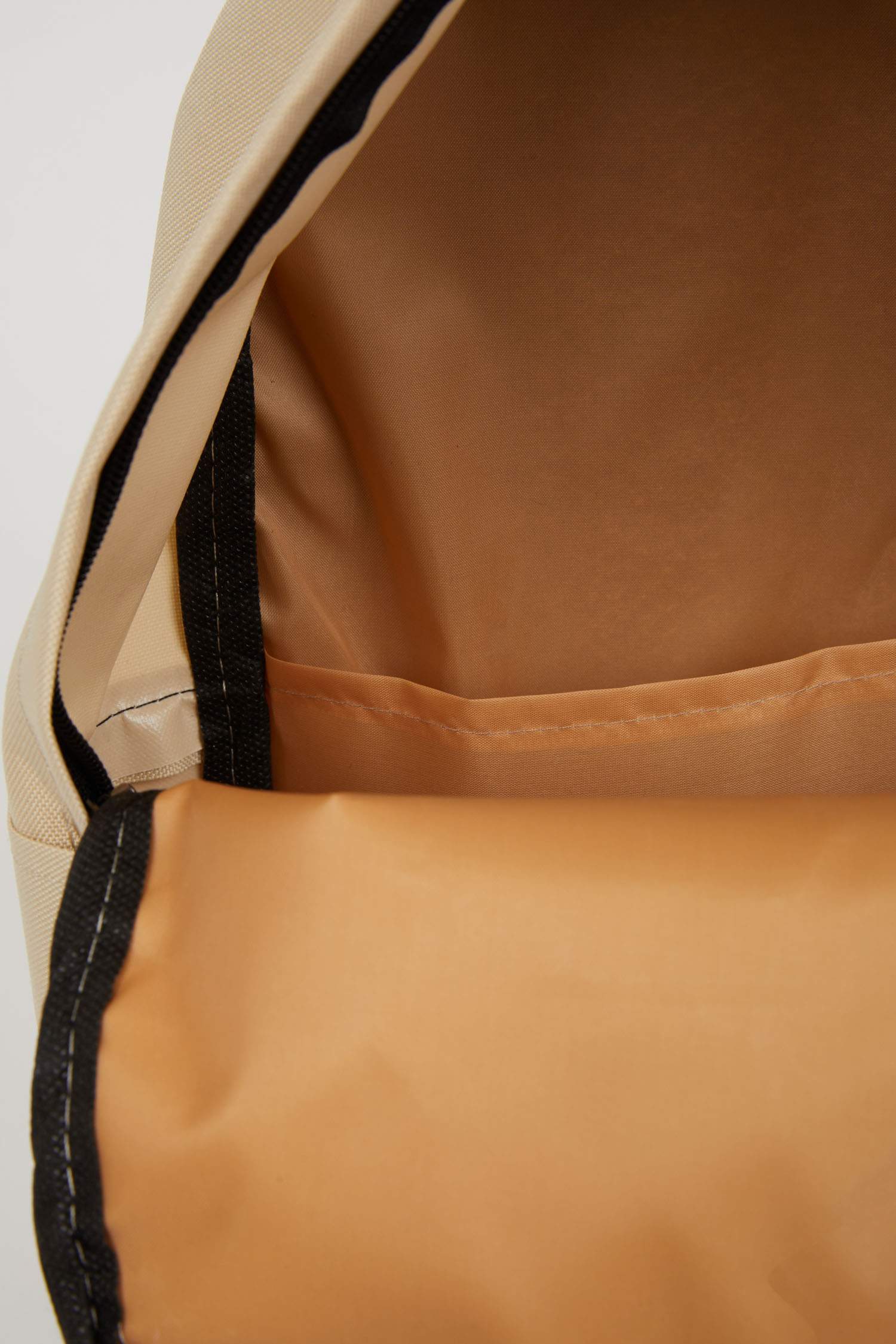 Ерлерге арқақоржын