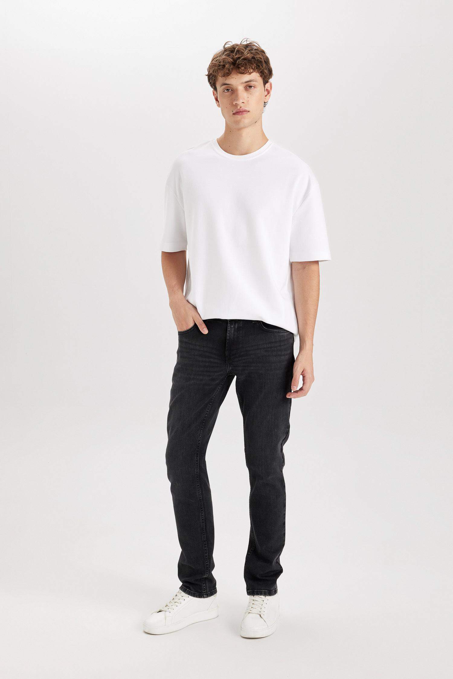 Pedro Slim Fit Dar Kalıp Normal Bel Dar Paça Jean Pantolon