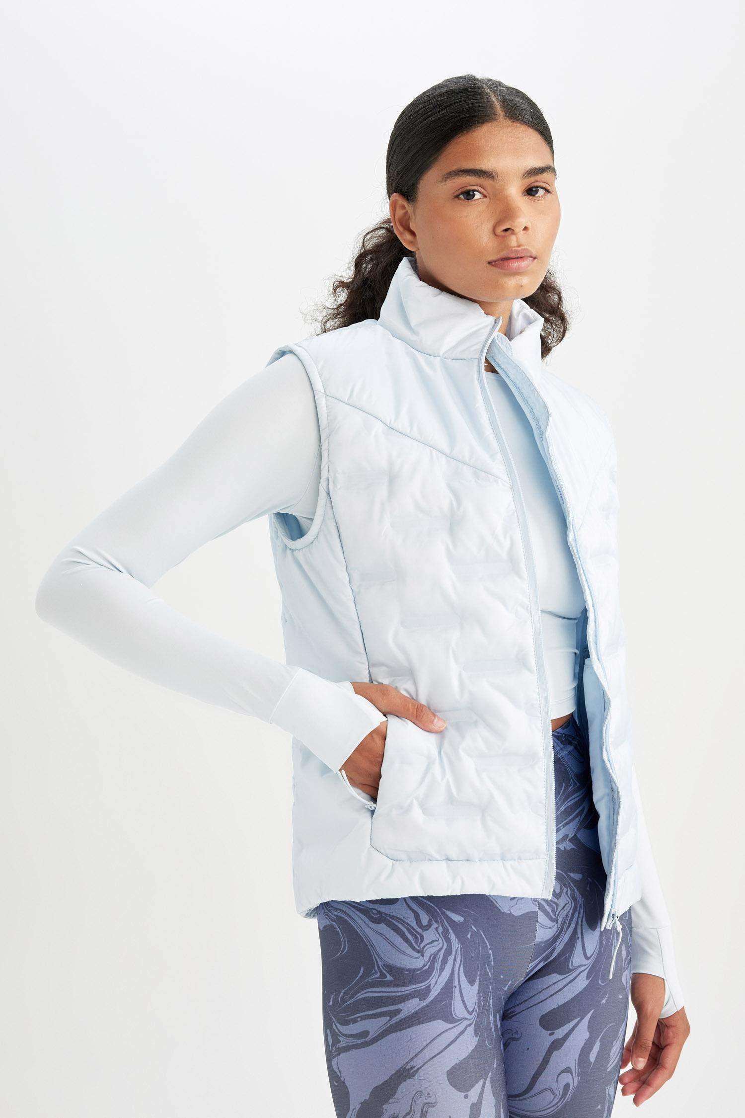 Su İtici Kapitone Astarlı Fermuarlı Cepli Sporcu Yelek