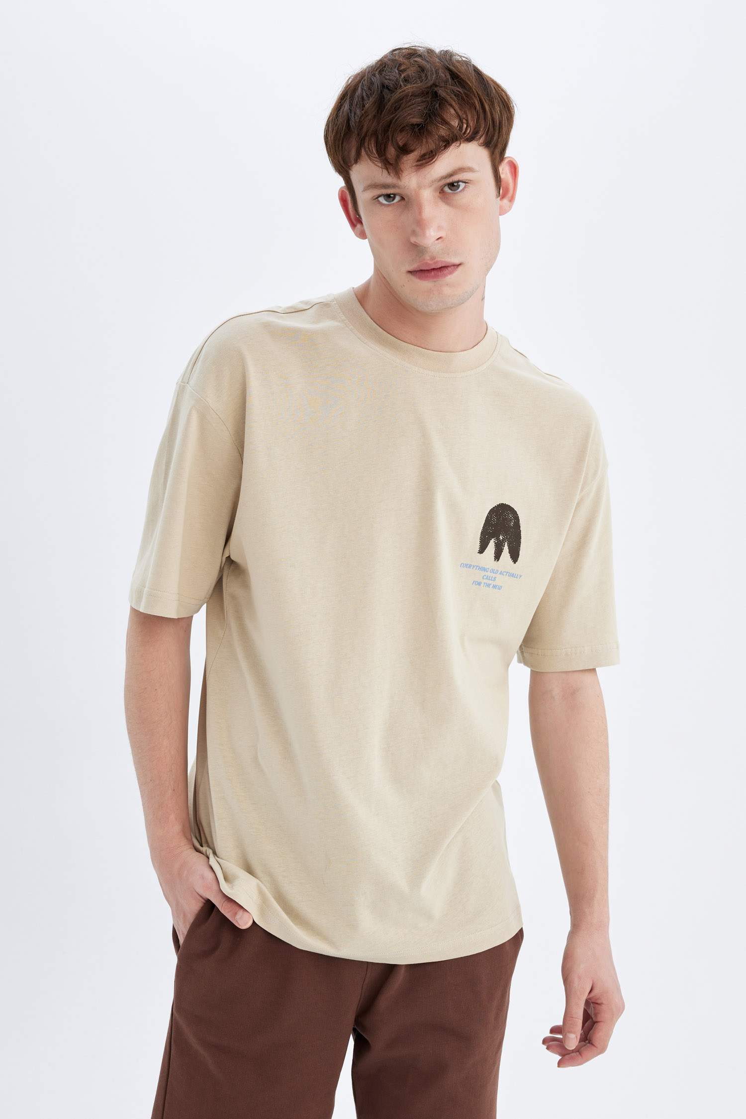 تيشيرت نص ردن قصة مريحة بياخة مستديرة