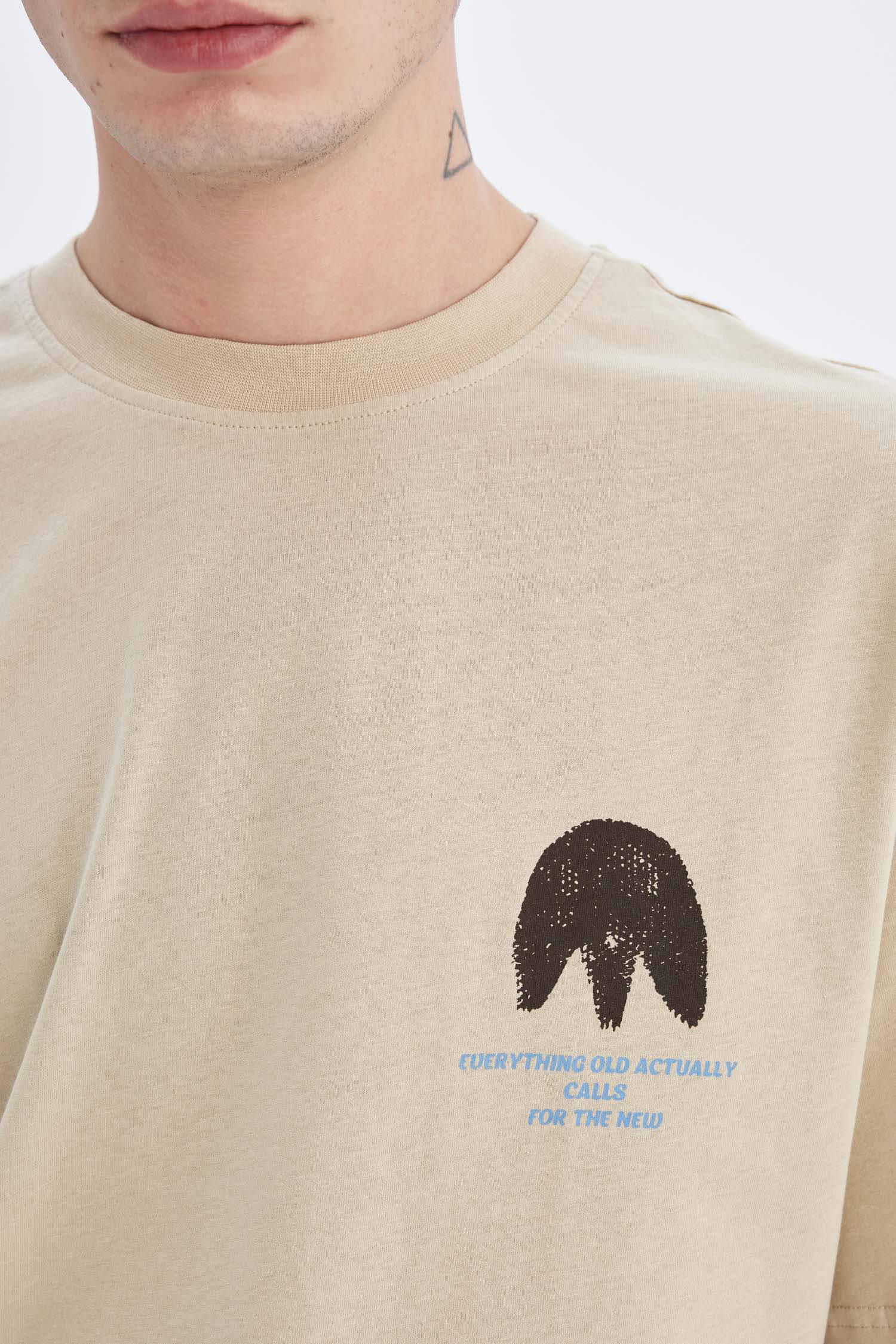 تيشيرت نص ردن قصة مريحة بياخة مستديرة