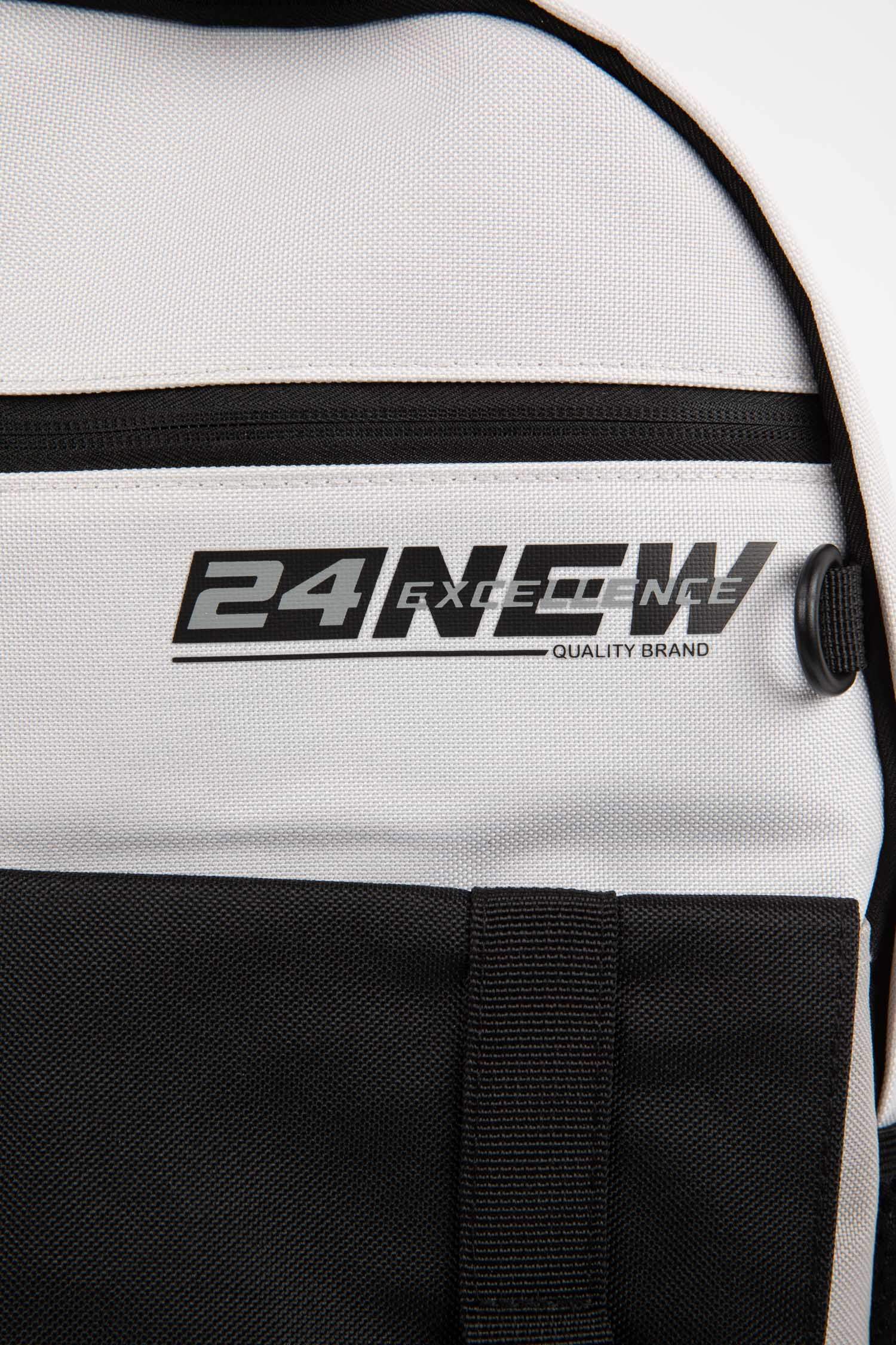 جنطة مدرسة للجنسين