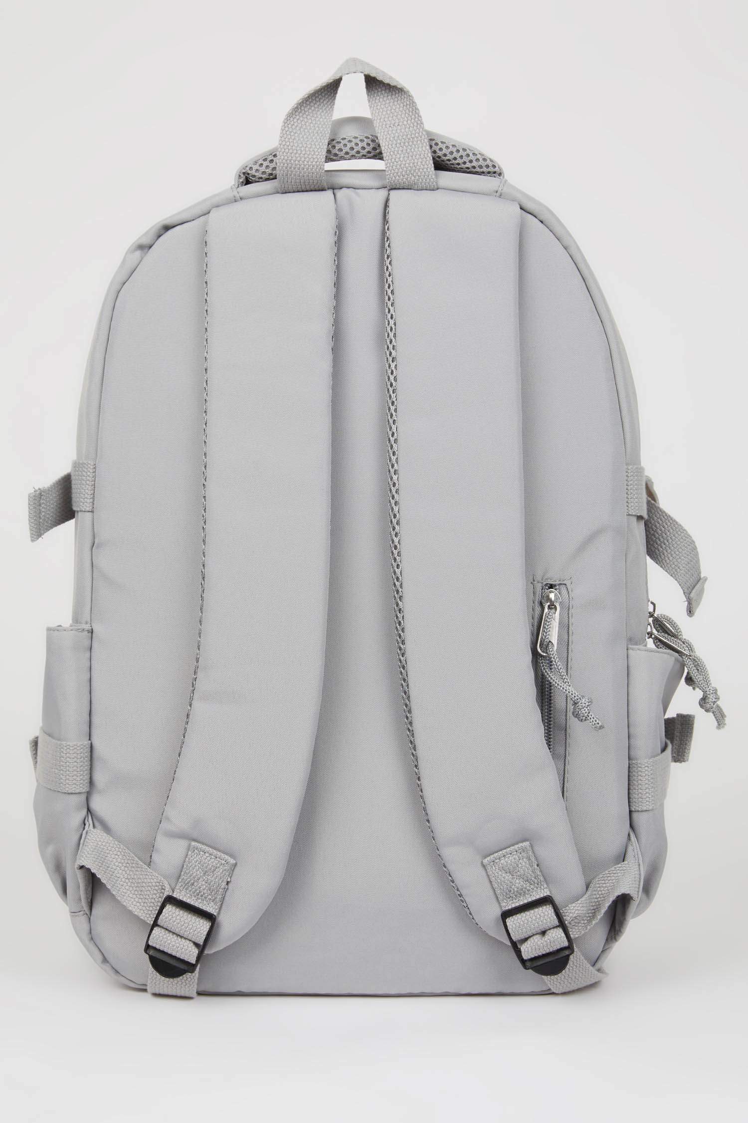 جنطة مدرسة للجنسين