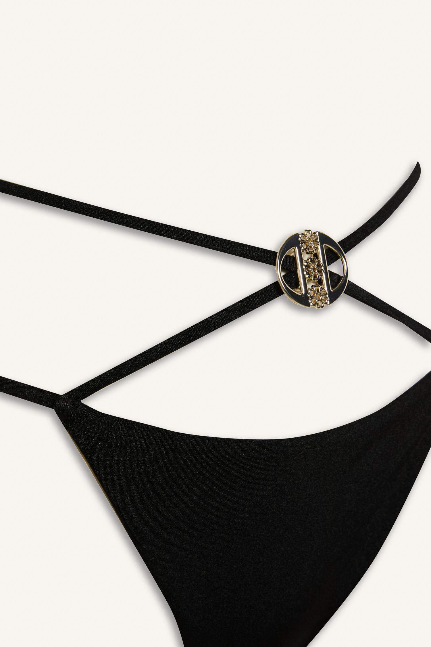 Declara x DeFacto Bikini Altı