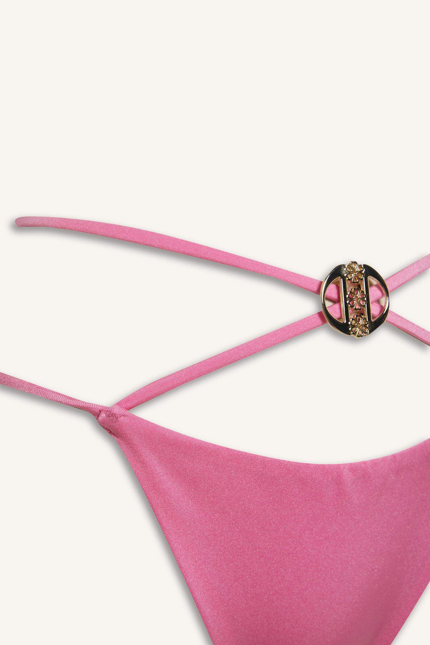 Declara x DeFacto Bikini Altı