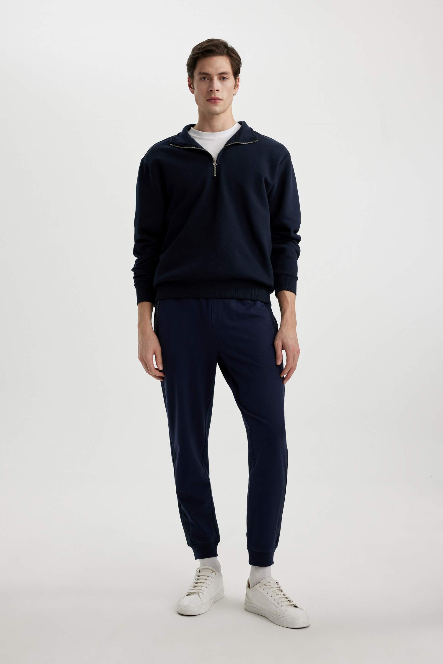 Oversize Fit Fermuarlı Dik Yaka Basic Sweatshirt