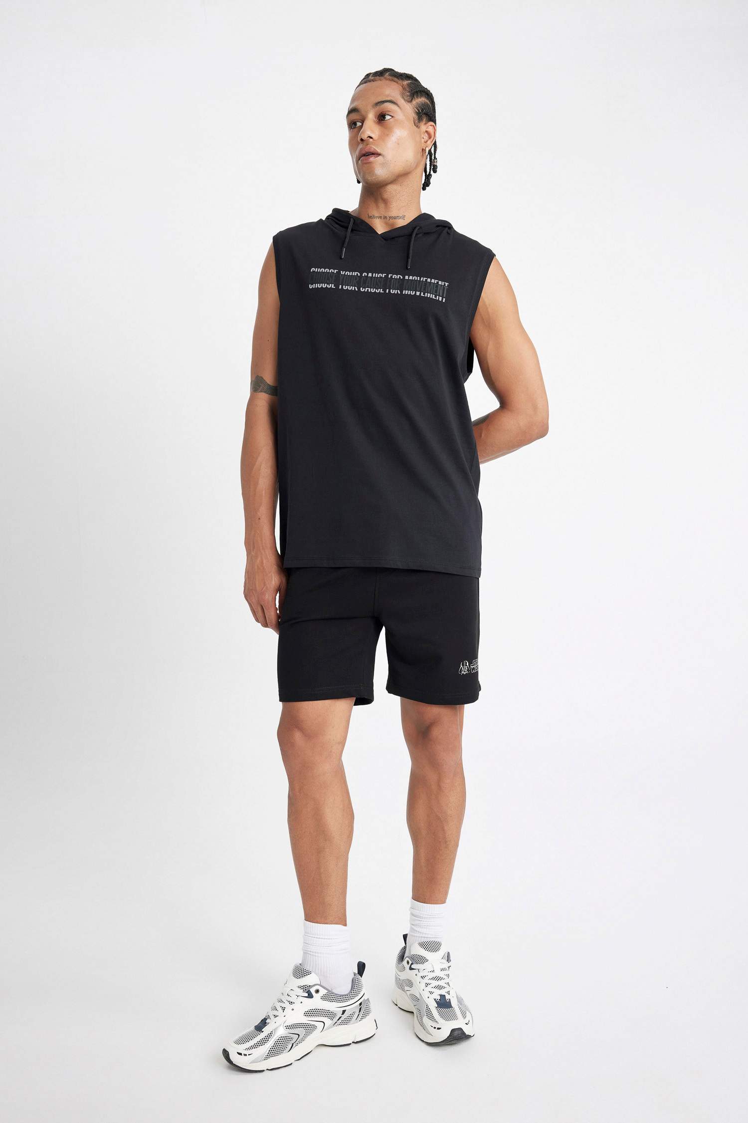 شورت قصة عادية بجيب من ستار وورز