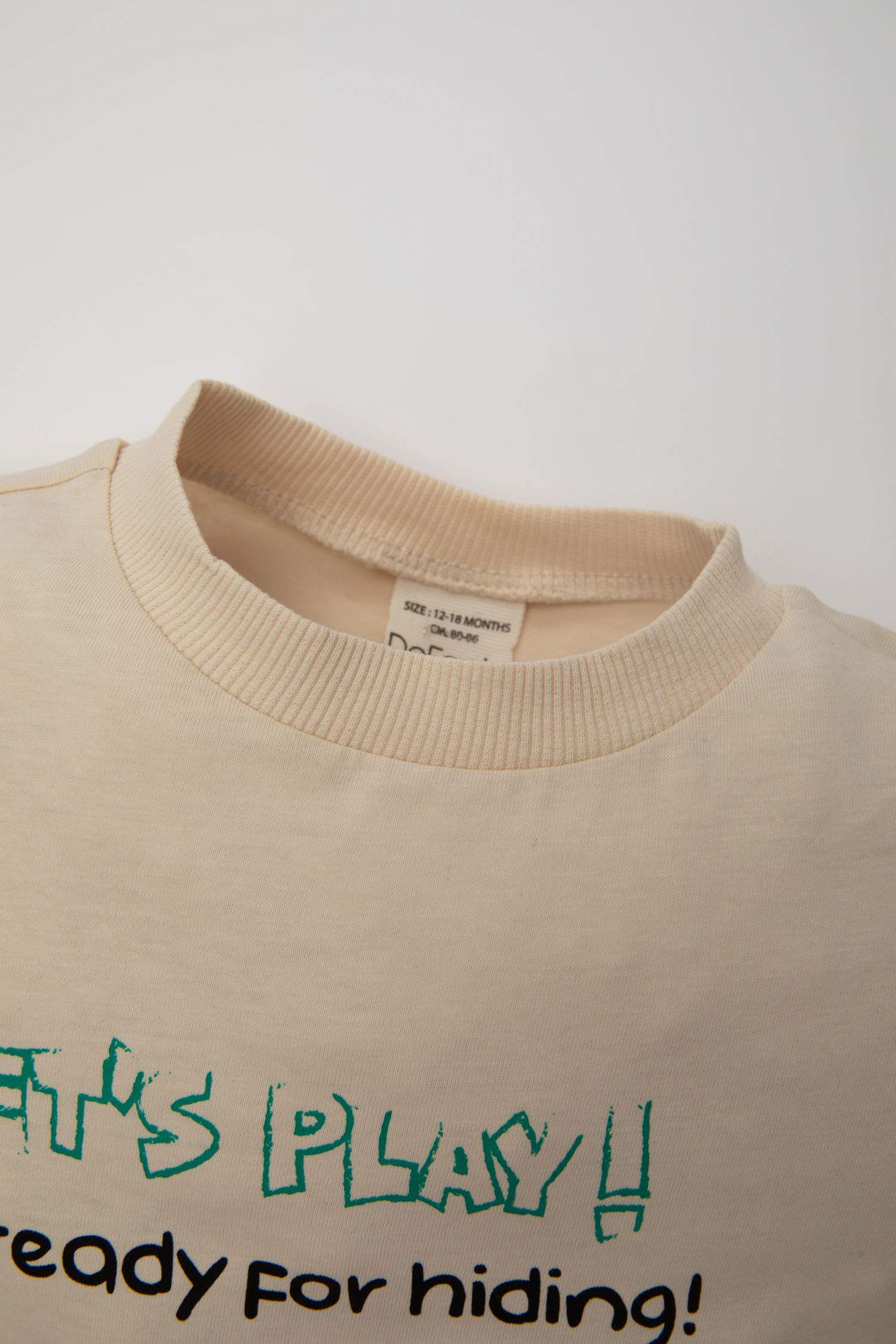 تيشيرت ولادي بطبعة حيوانات بقصة عادية