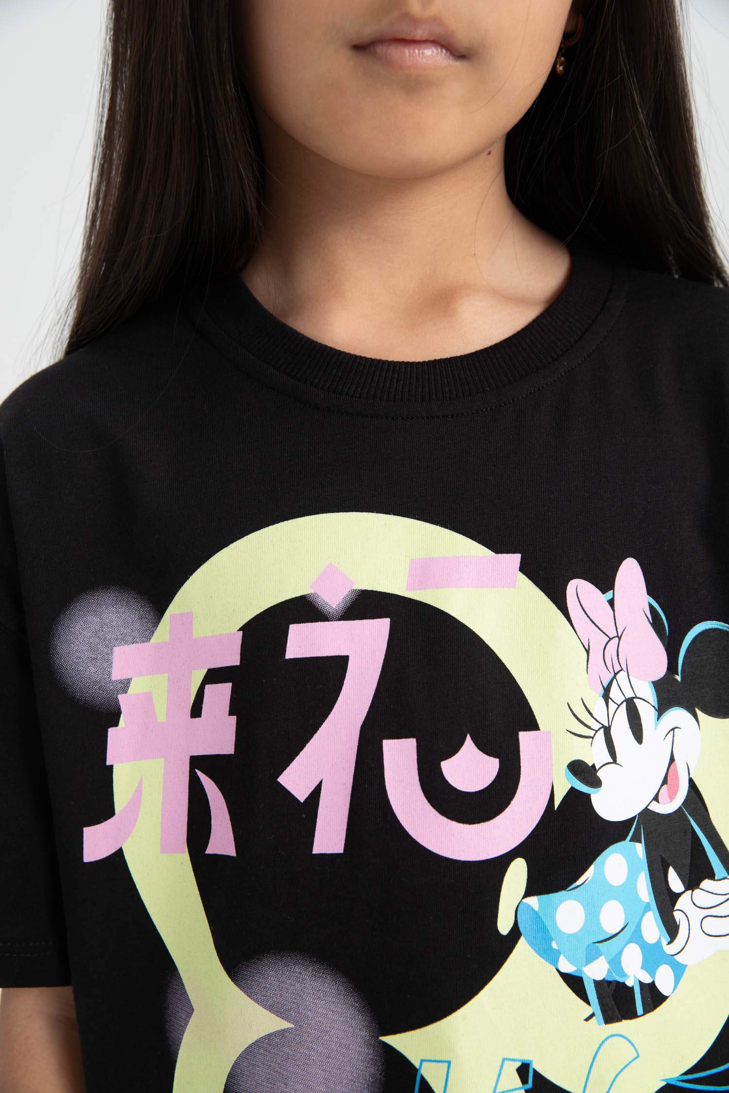 Kız Çocuk Disney Mickey & Minnie Oversize Geniş Kalıp Bisiklet Yaka Kısa Kollu Tişört