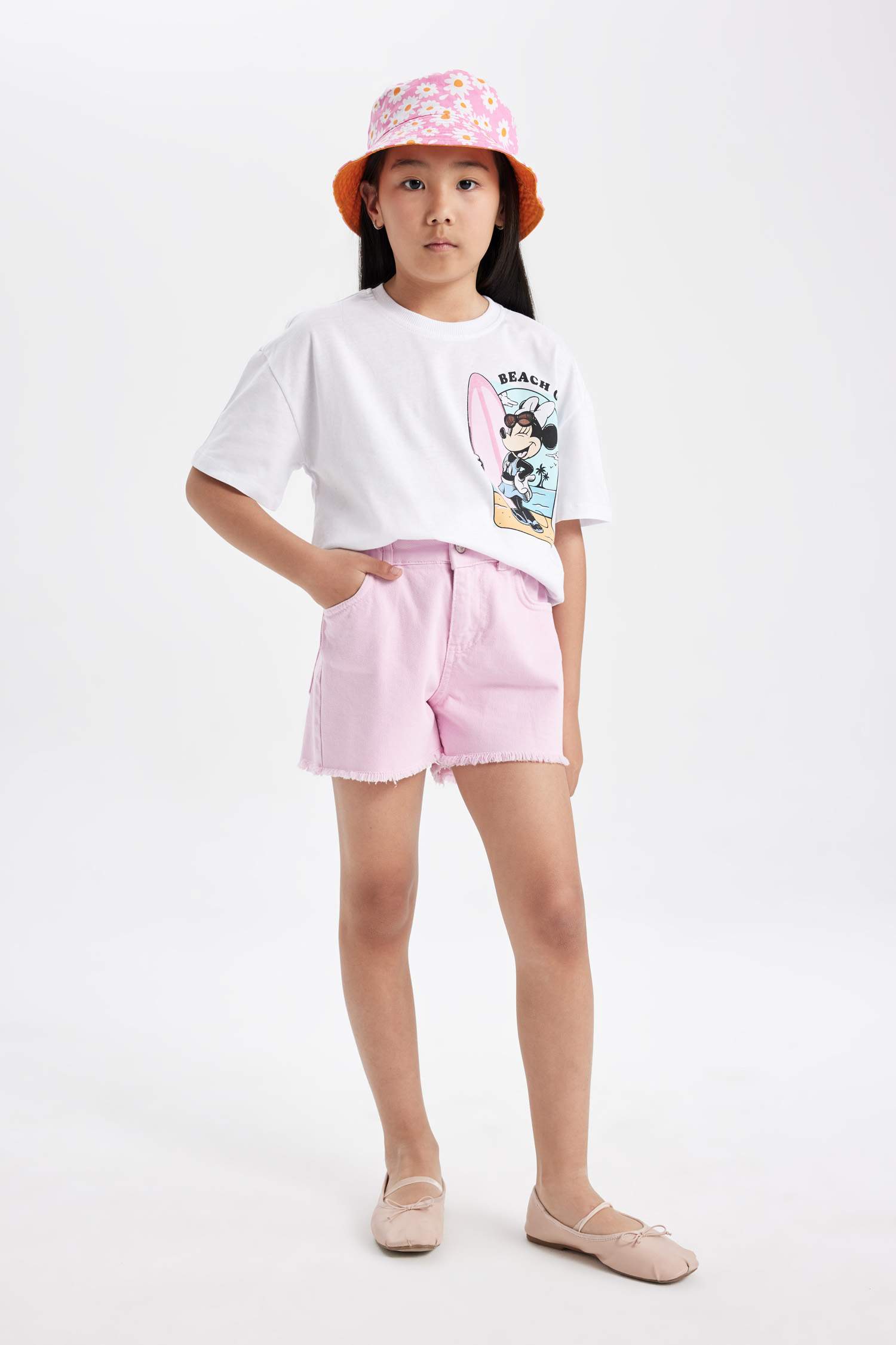 Relax Fit Mickey Mouse Licensed Short Sleeve T-Shirt