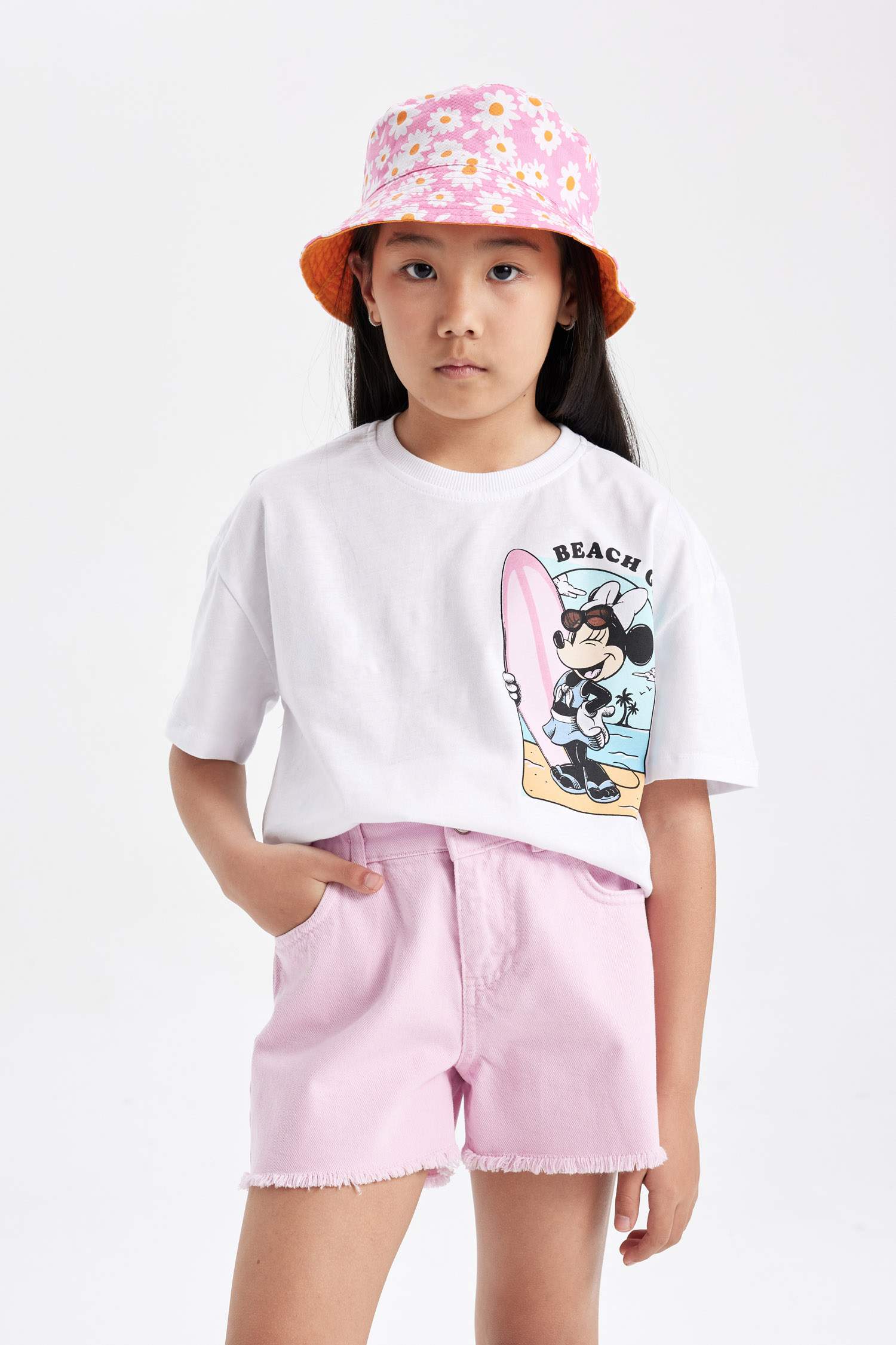 Relax Fit Mickey Mouse Licensed Short Sleeve T-Shirt