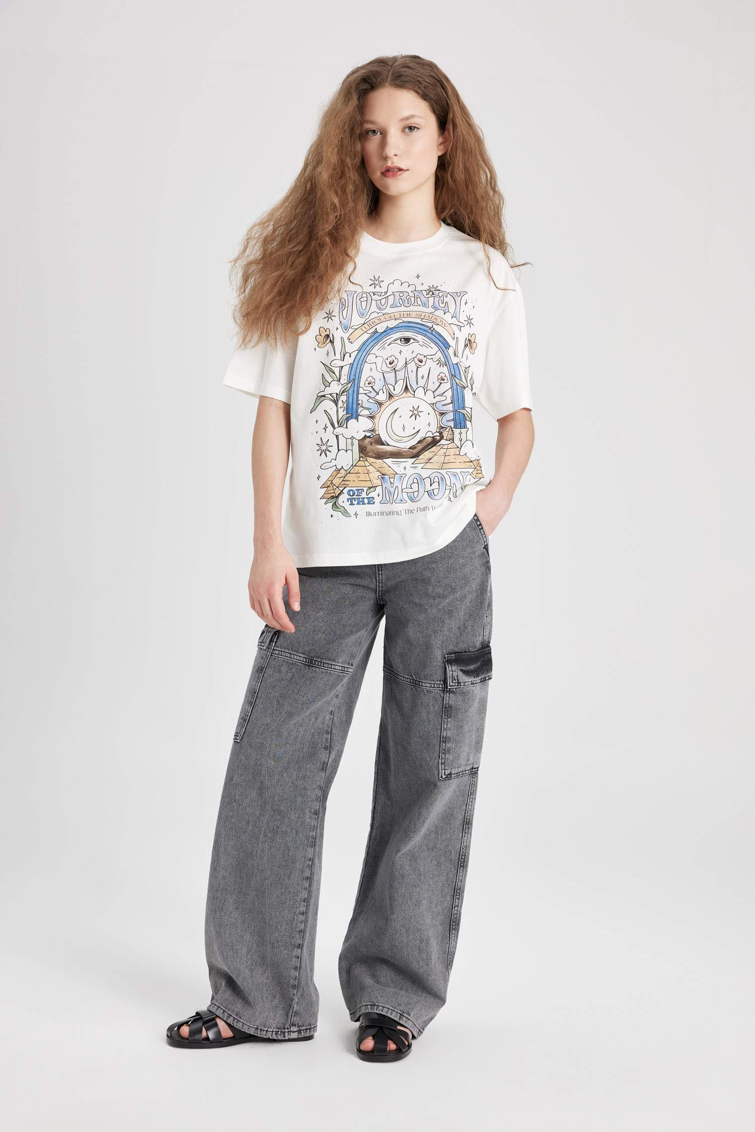 Loose Fit Bisiklet Yaka Baskılı Kısa Kollu Tişört