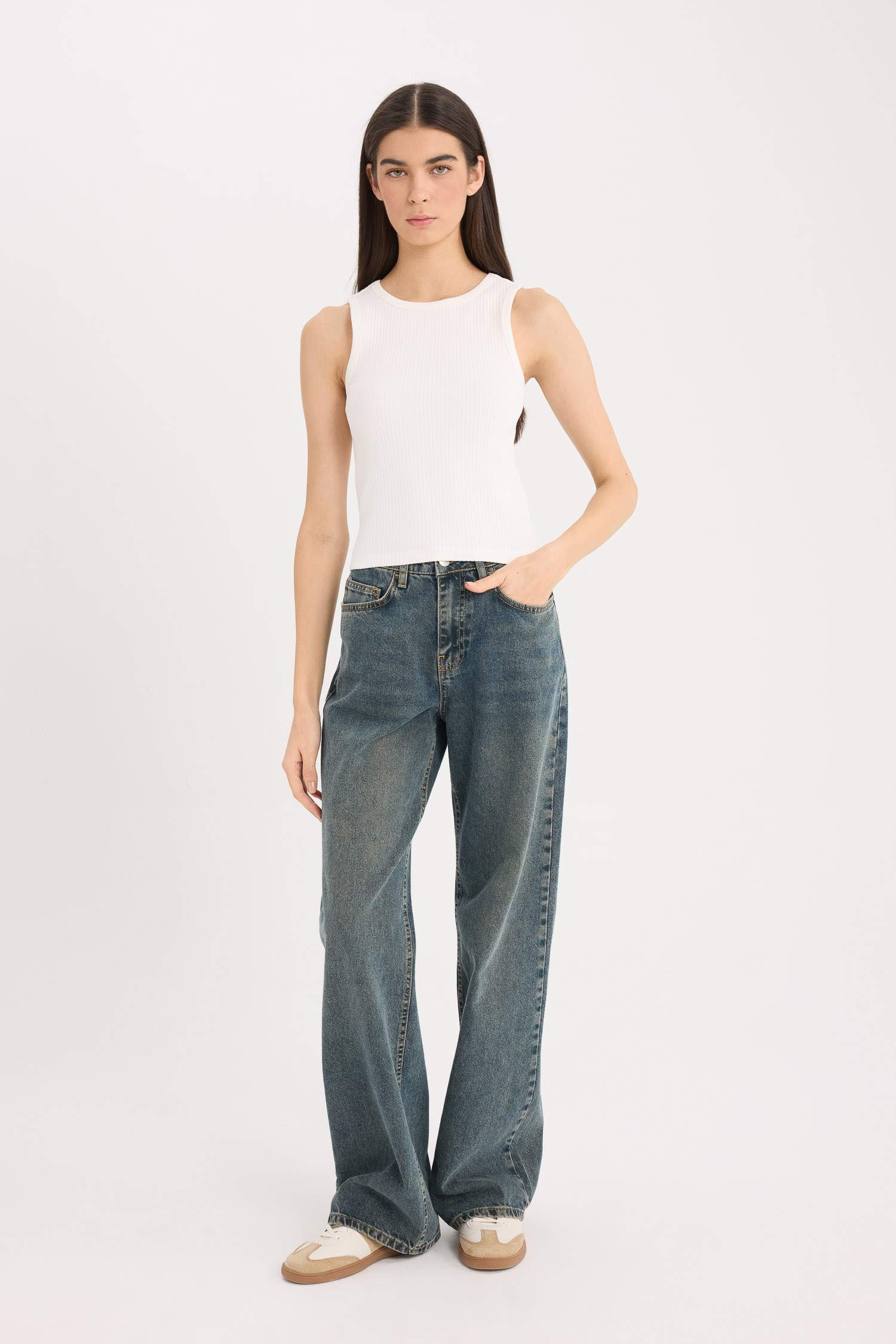 ديباردور سليم مضلع برقبة هالتر