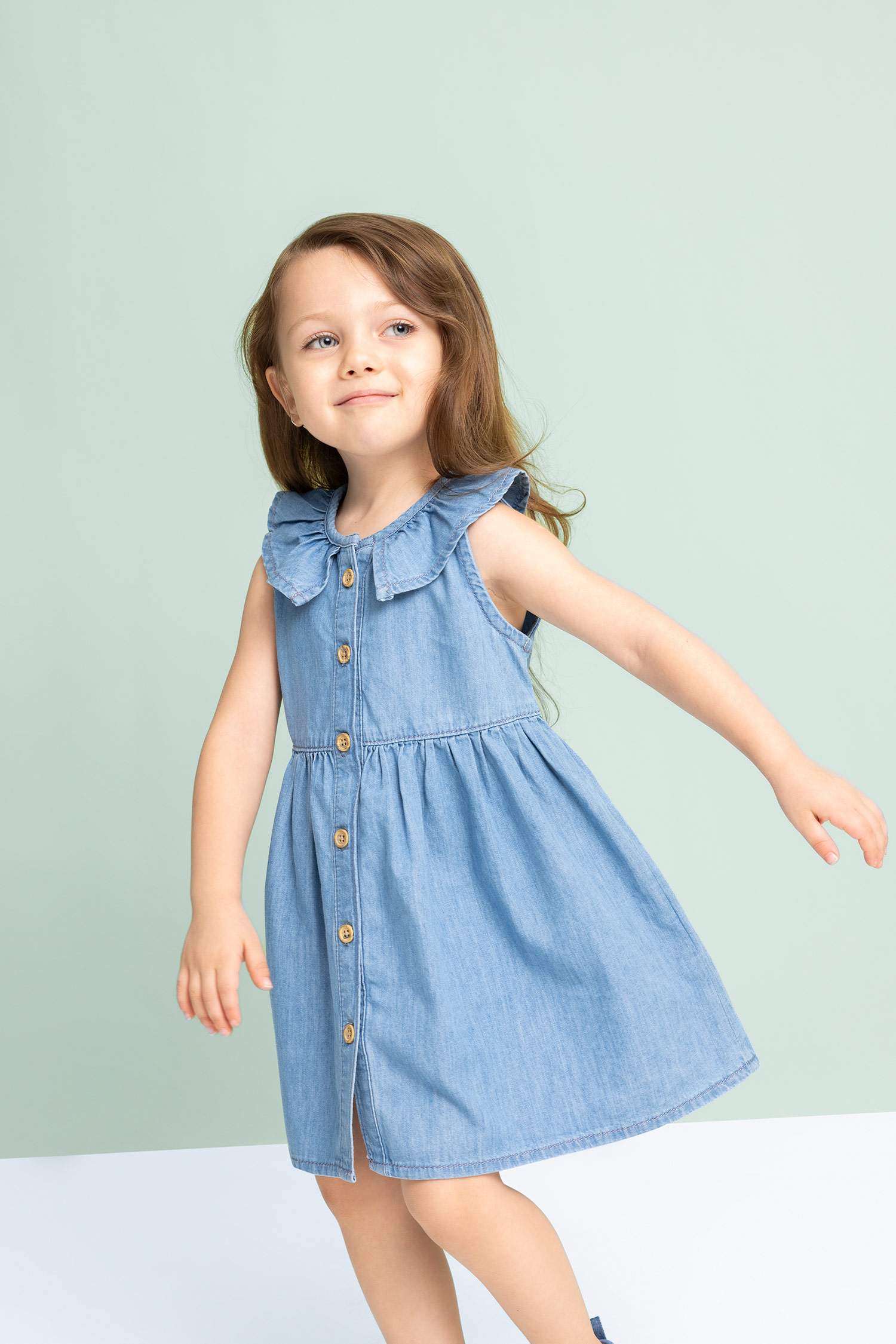 Baby Girl Sleeveless Denim Dress