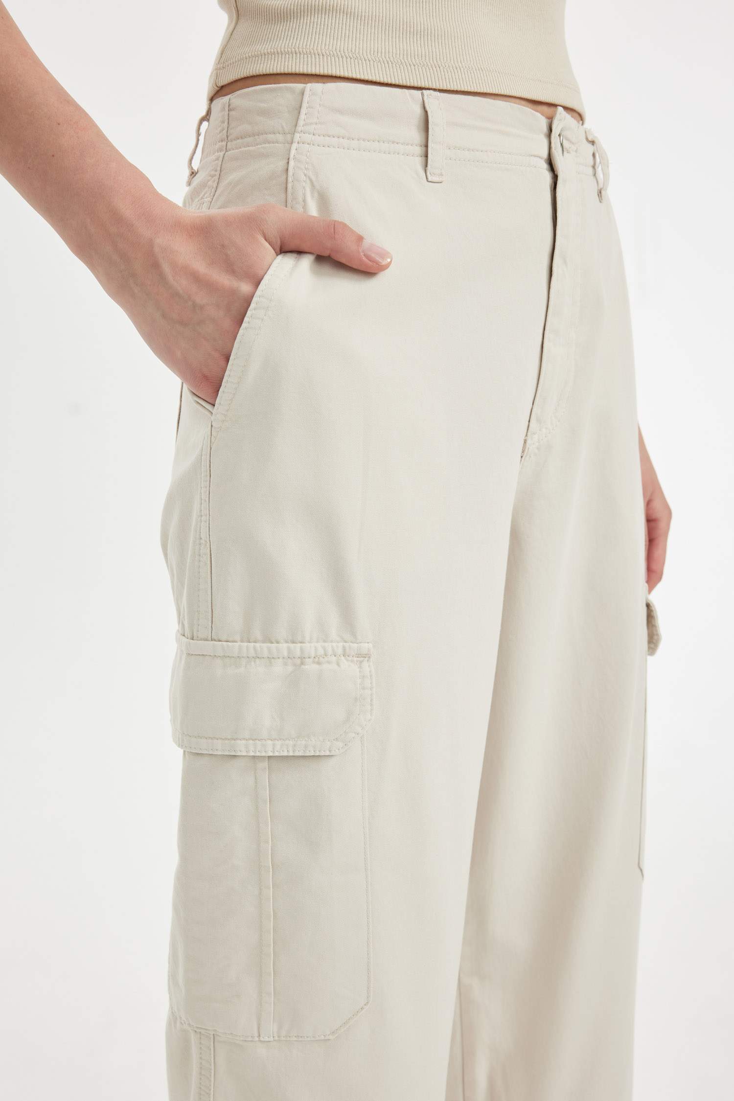Wide Leg Cargo Normal Waist Standard Length Gabardine Trousers