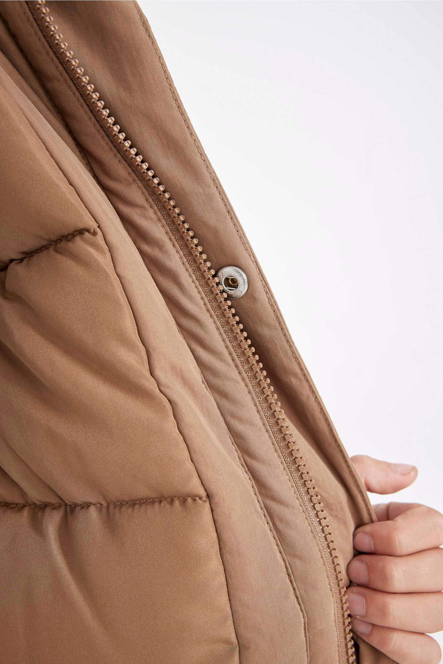 Erkek Çocuk Su Geçirmez Dik Yaka Fermuarlı Cepli Mont