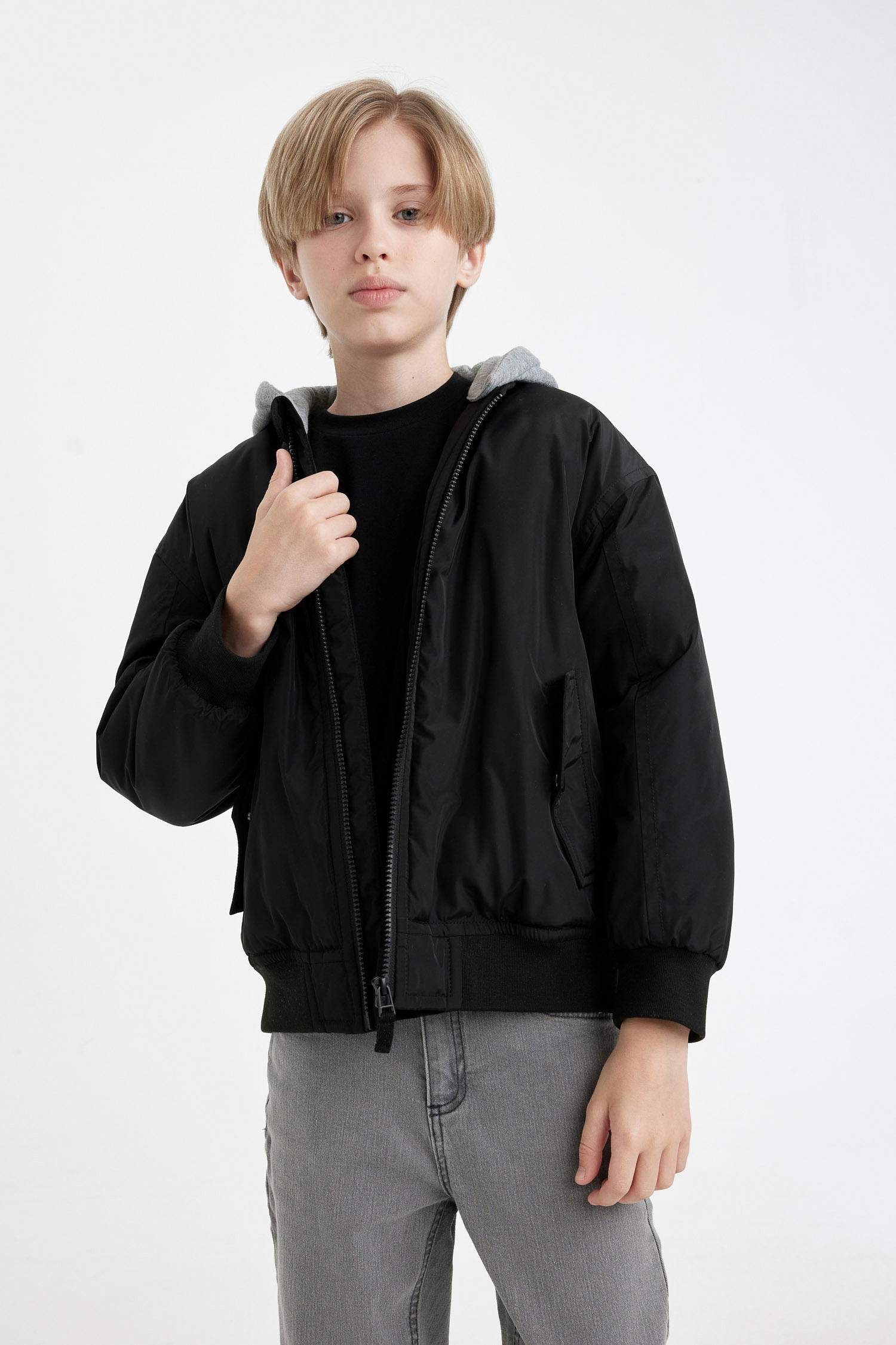 Erkek Çocuk Su Geçirmez Çıkarılabilir Kapüşonlu Kolej Yaka Fermuarlı Ribana Kollu Bomber Mont