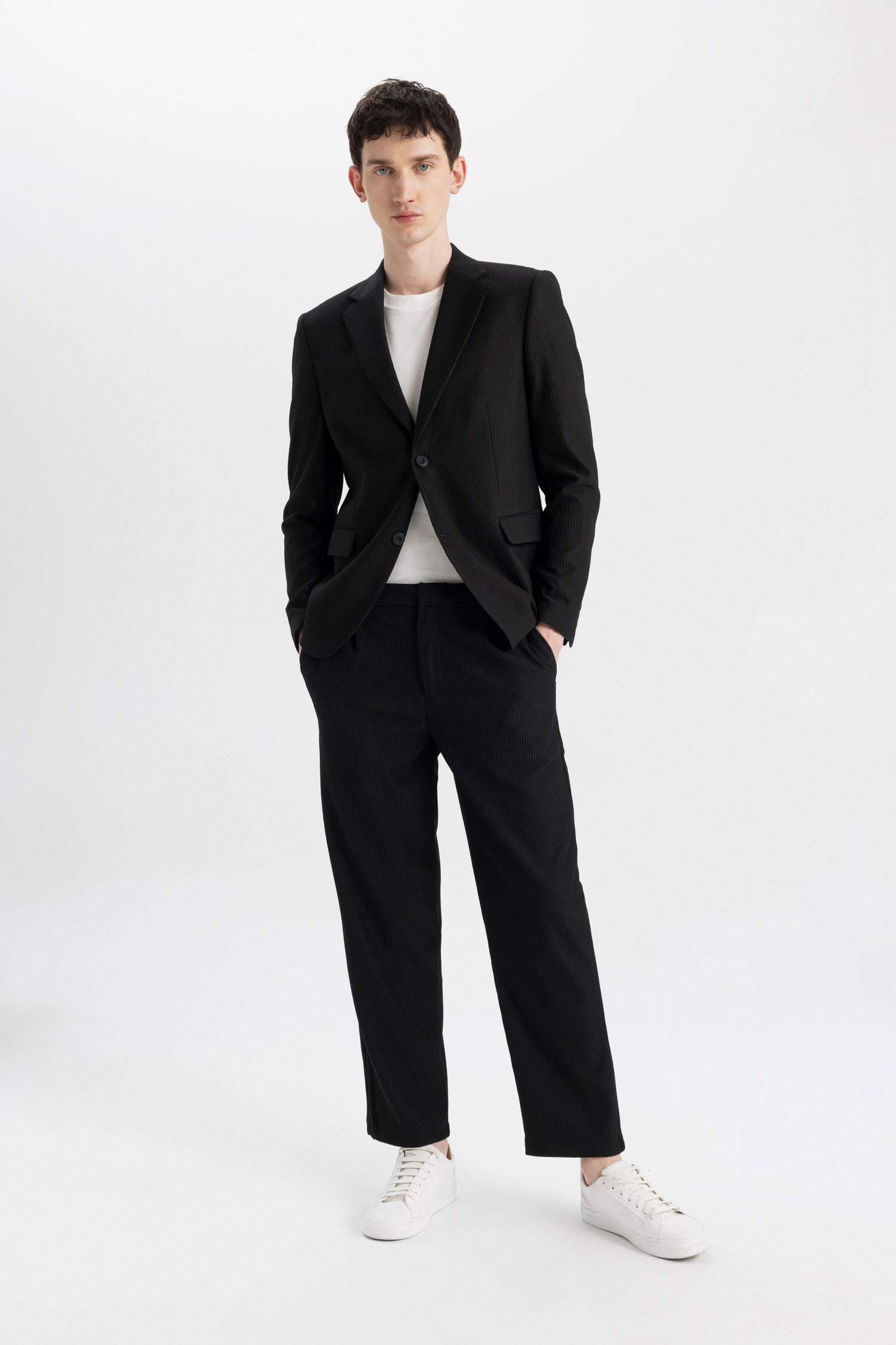 بليزر مودرن فيت مبطن