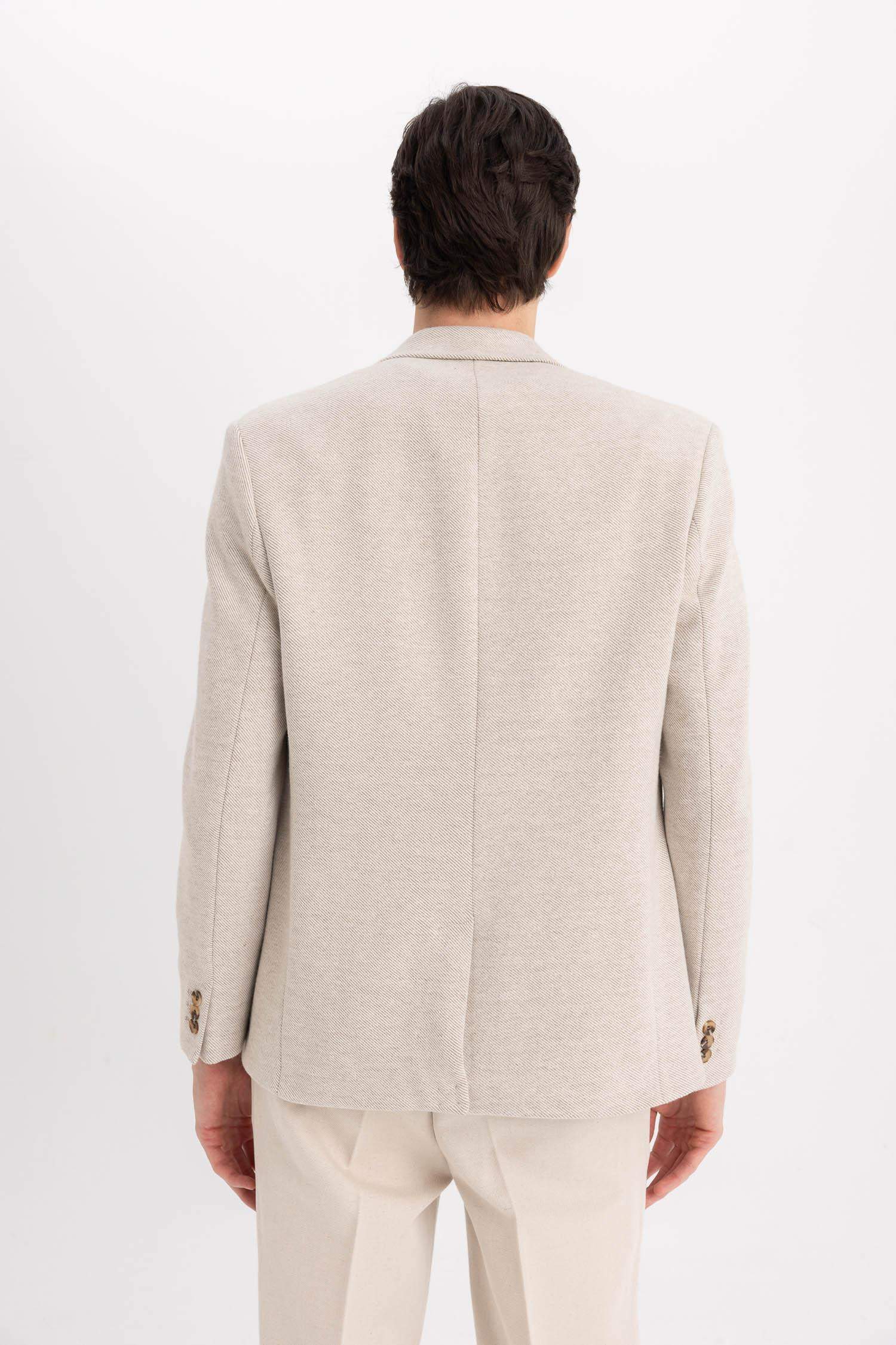 جاكيت بليزر مودرن فيت مبطن