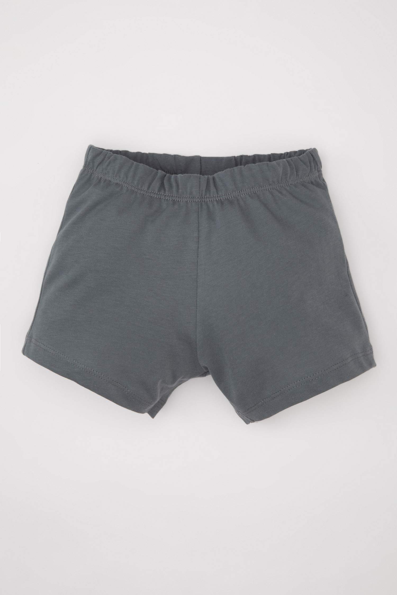 سيت ولادي تيشيرت وشورت من سنوبي - قطعتين