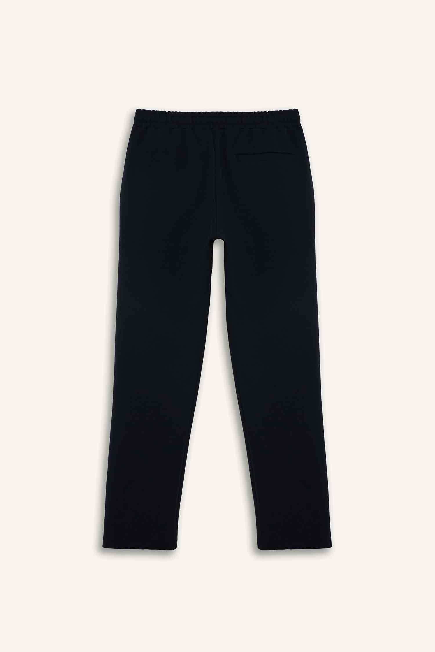 Pocketed Straight Leg Basic Jogger Pants