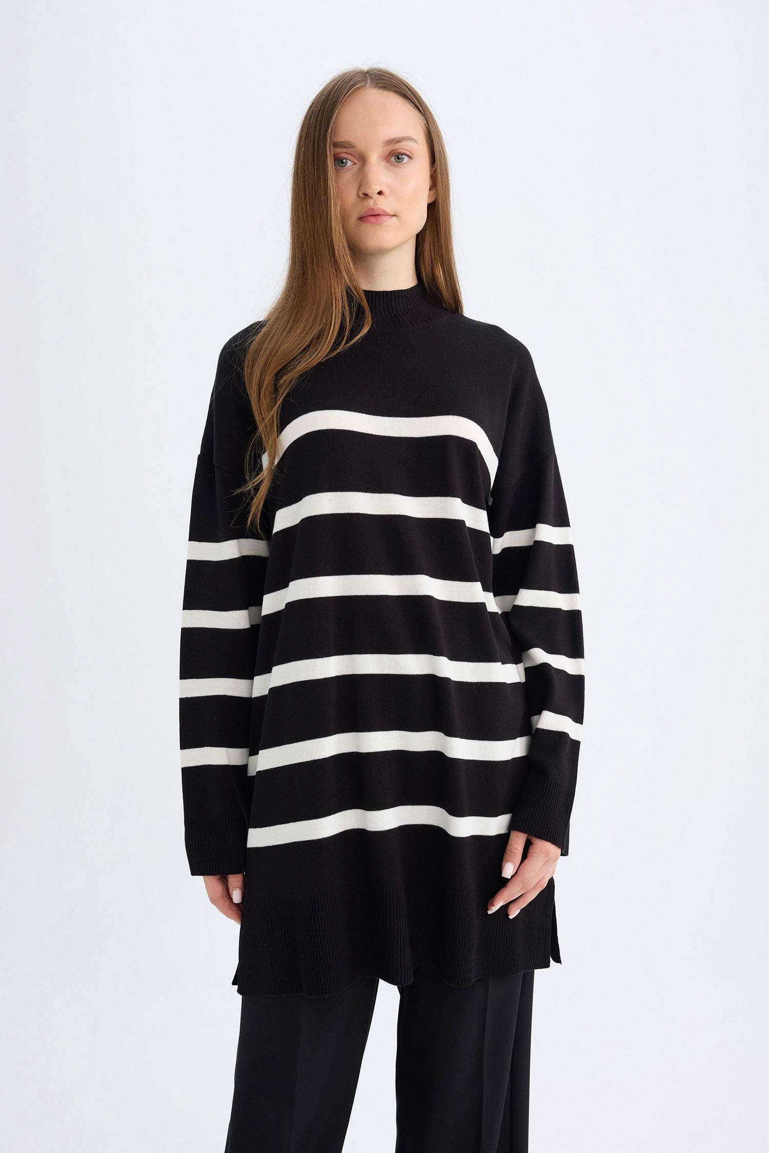 سويت شيرت طويل قصة عادية