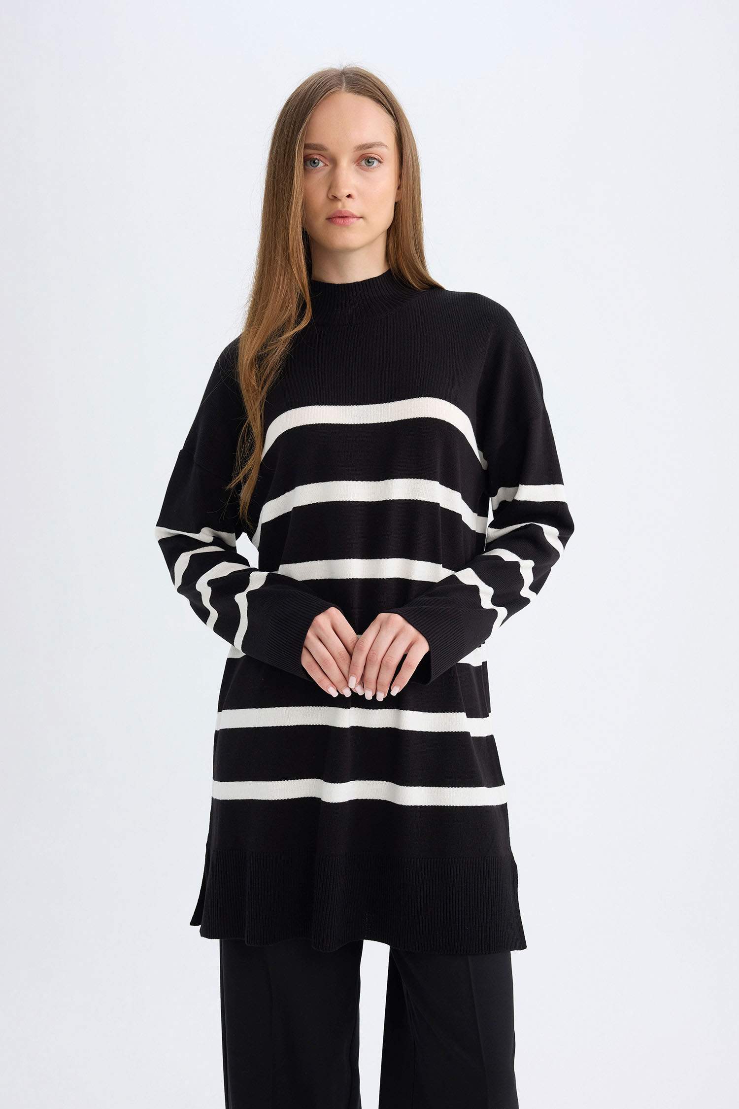 سويت شيرت طويل قصة عادية