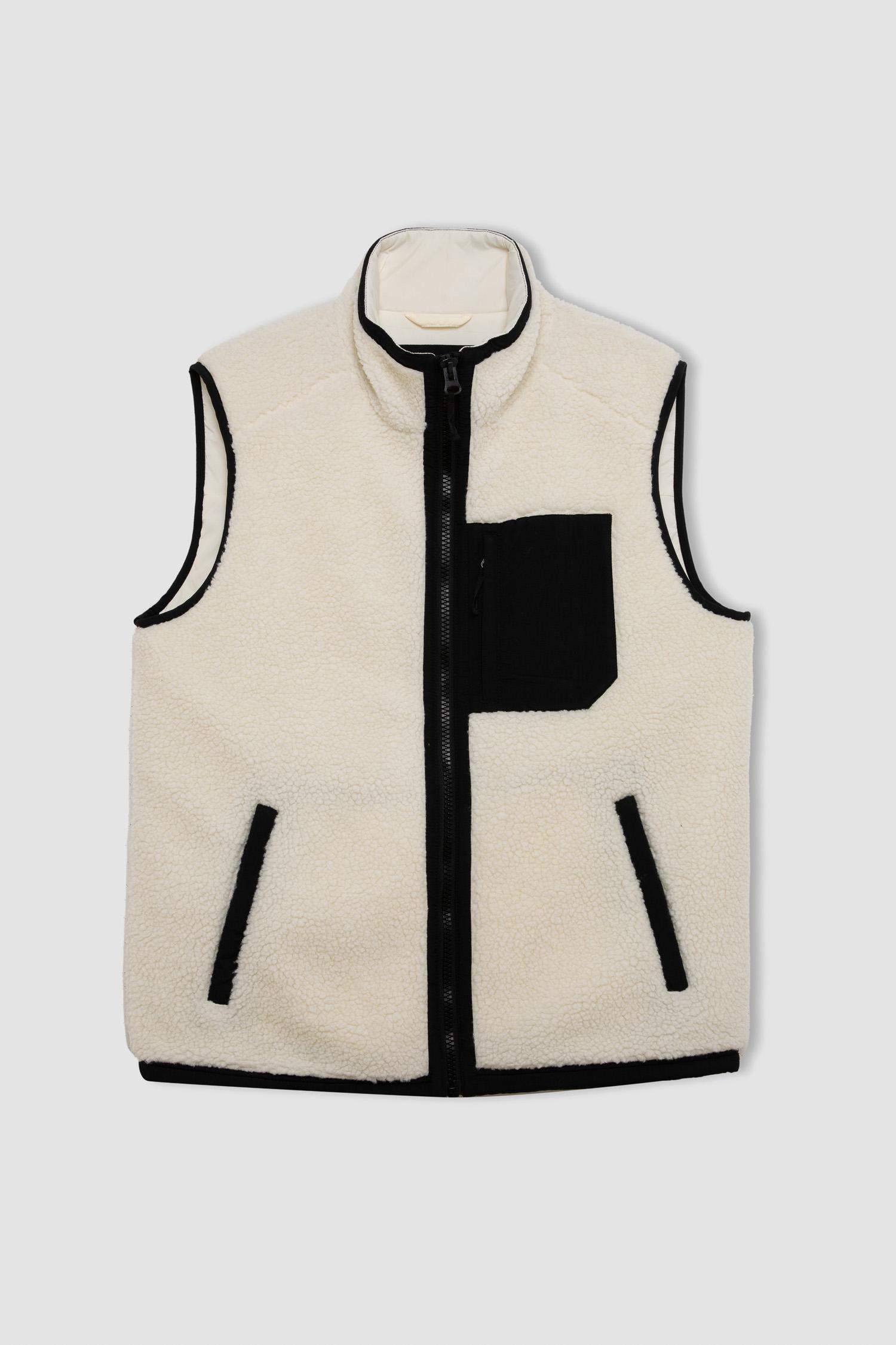 DeFactoFit Normal Kesim Dik Yaka Fermuarlı Cepli Pelüş Yelek