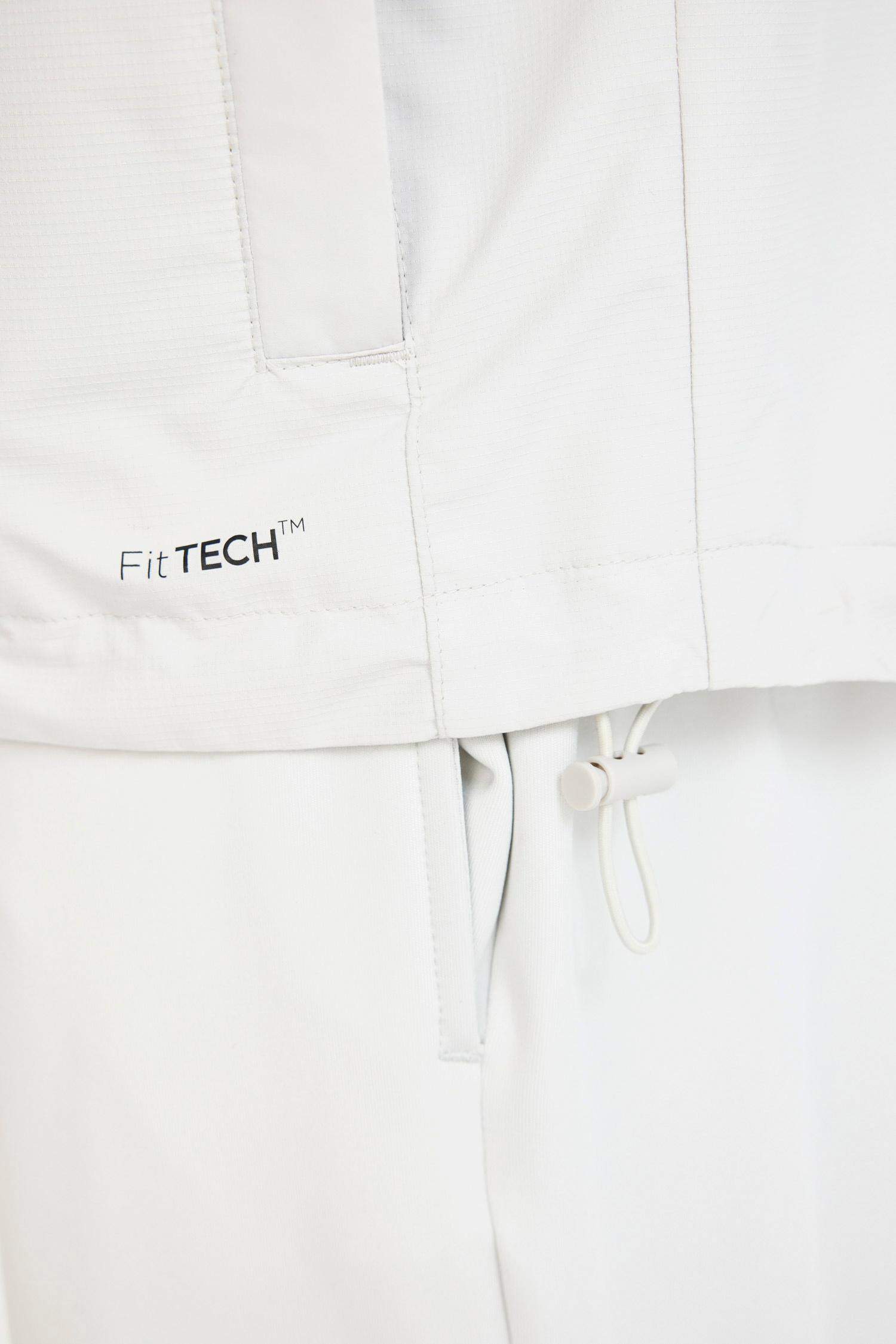 جاكيت قصة عادية بغطاء للرأس طارد للماء بياخة عالية بسحاب من DeFactoFit