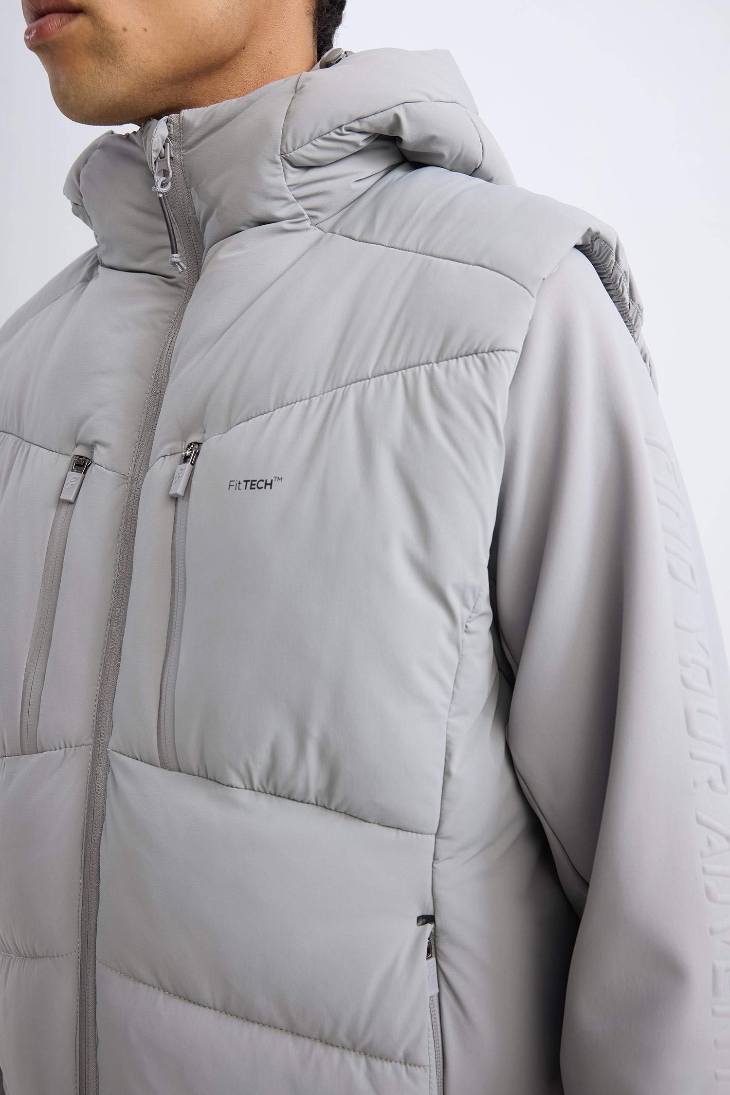 Su İtici Regular Fit Kapüşonlu Rüzgar Geçirmez Fermuarlı Mont