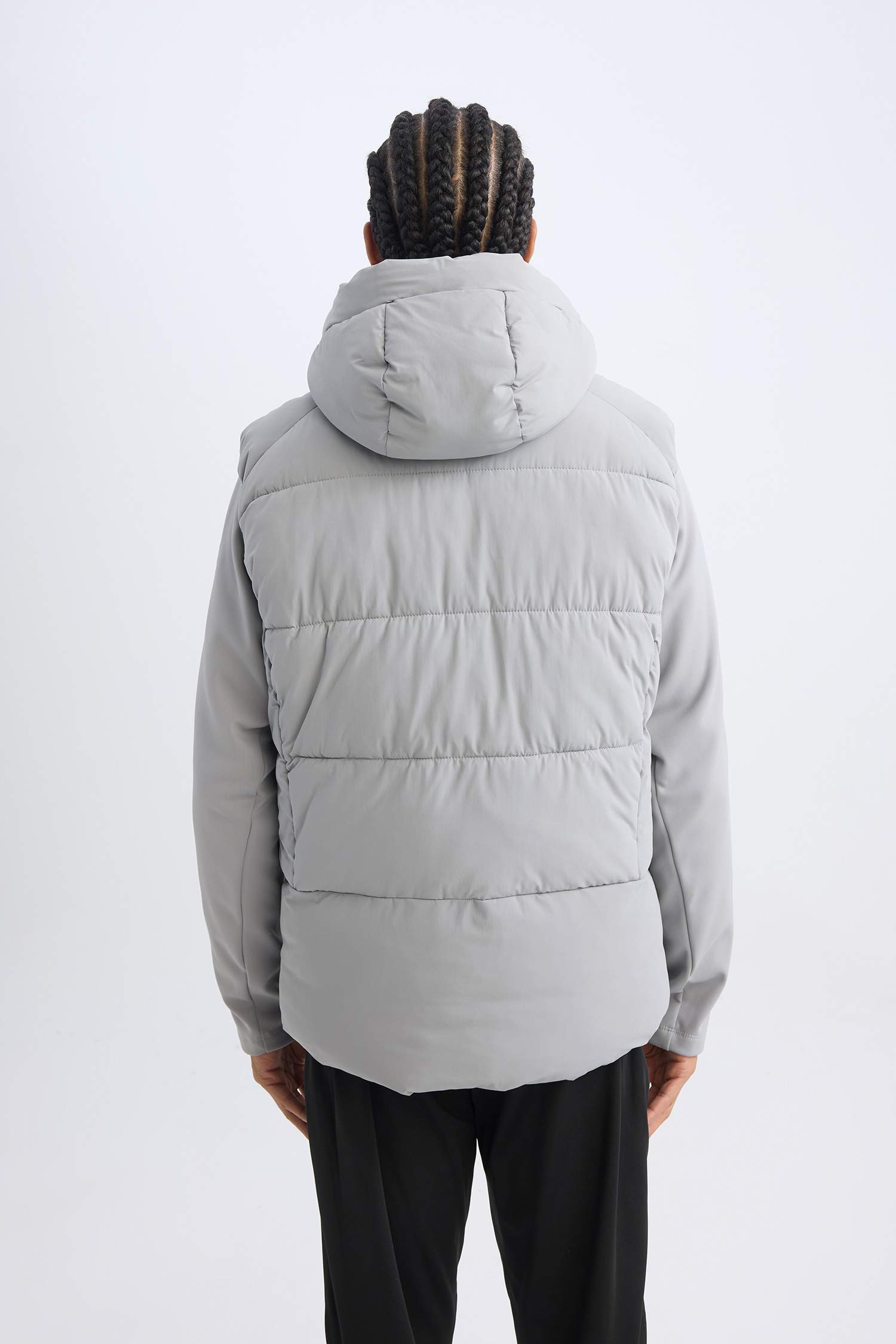 Su İtici Regular Fit Kapüşonlu Rüzgar Geçirmez Fermuarlı Mont