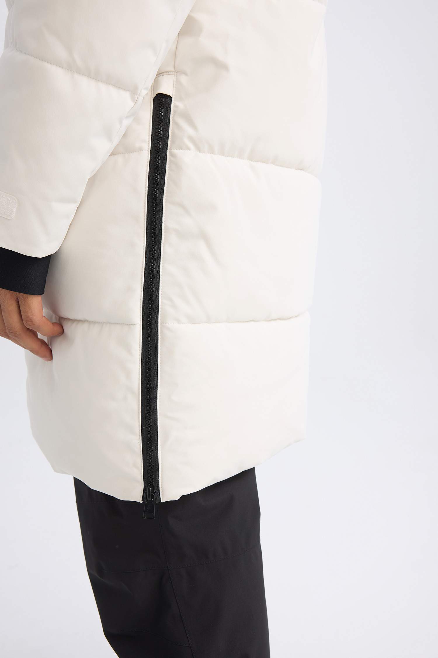 Куртка стандартного кроя с капюшоном, DeFactoFit