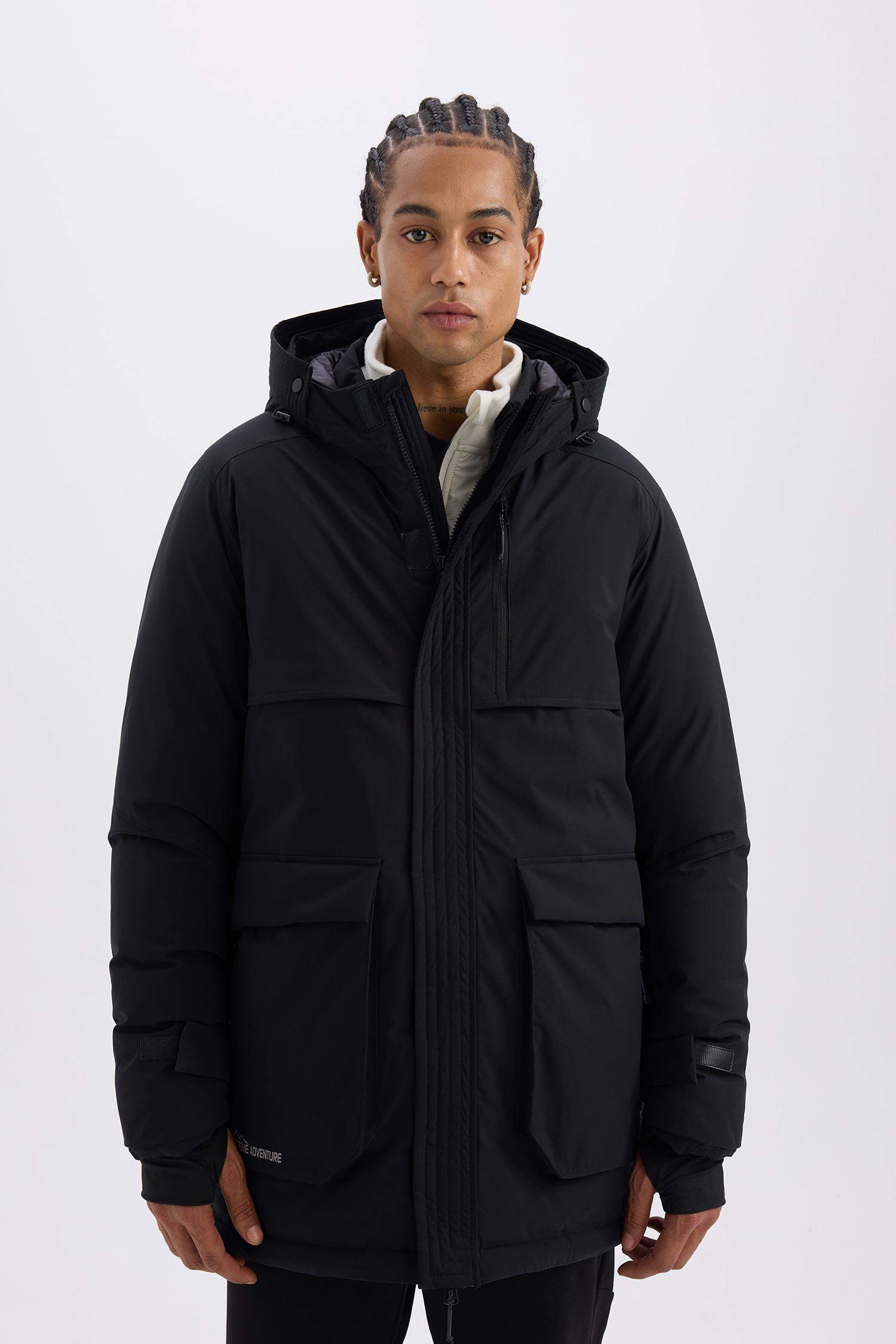 DeFactoFit Su İtici Regular Fit Kapüşonlu Rüzgar Geçirmez Parka Mont