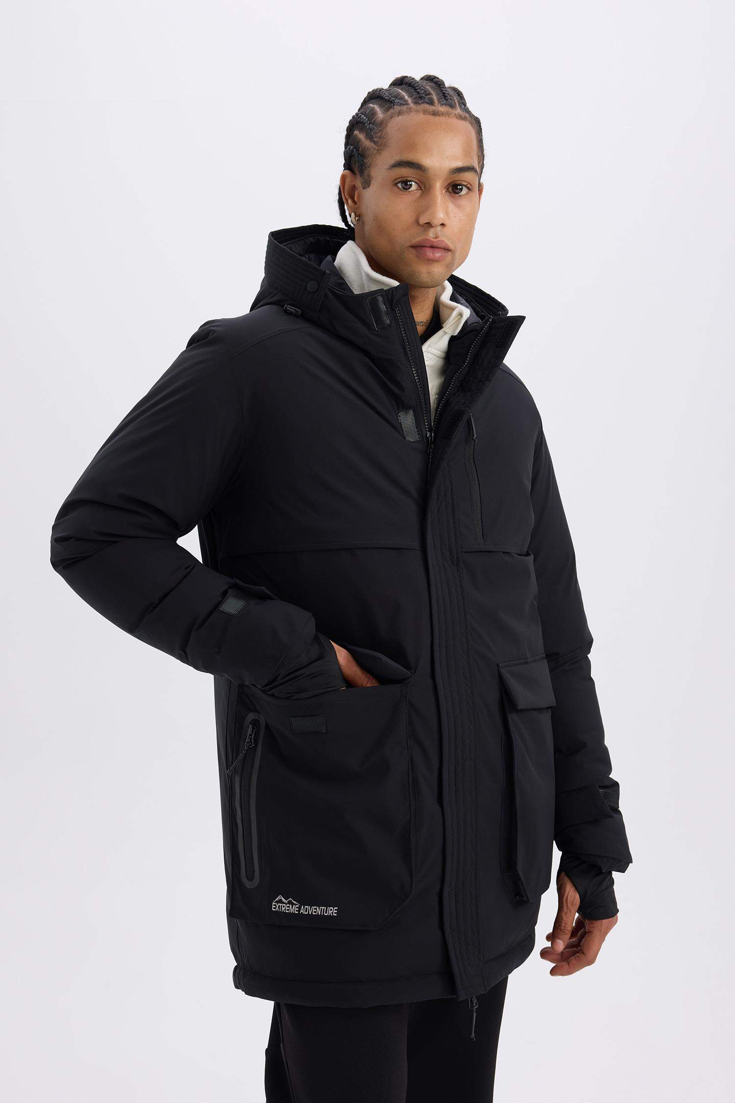 DeFactoFit Su İtici Regular Fit Kapüşonlu Rüzgar Geçirmez Parka Mont