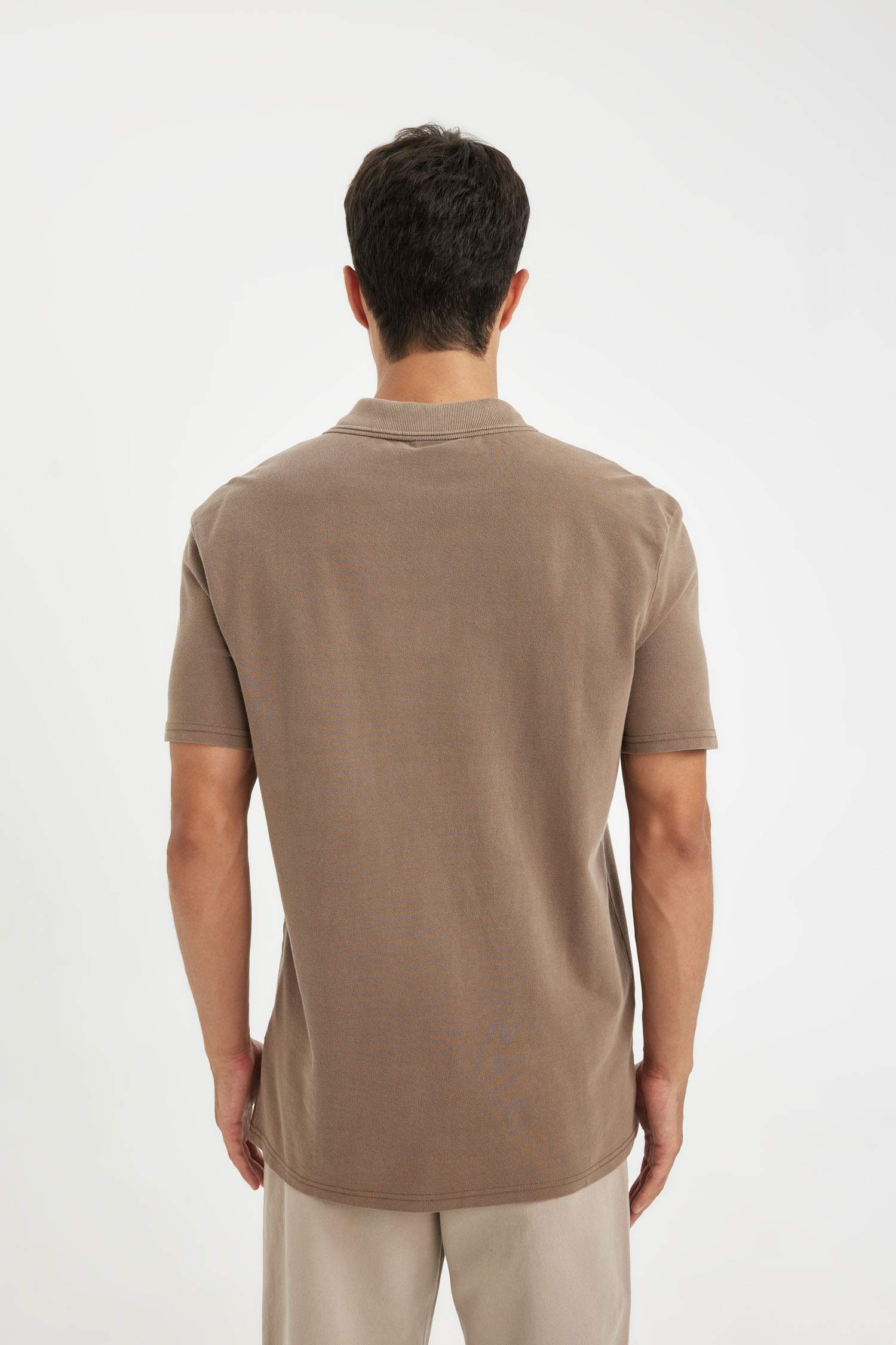 تيشيرت قطن بولو بيكيه نص كم قصة عادية