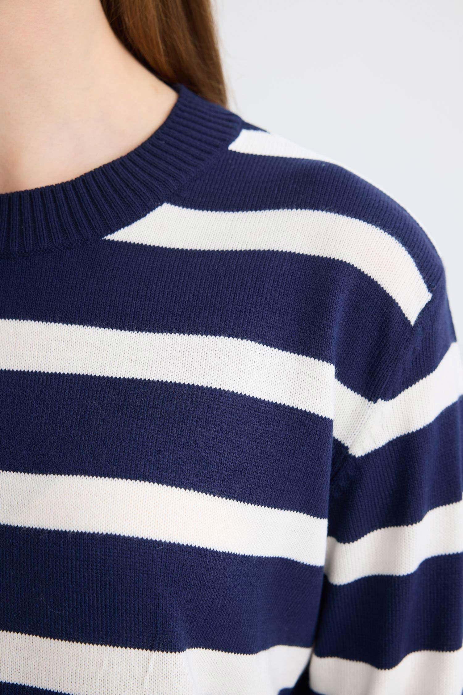 Regular Fit Crew Neck Tunic