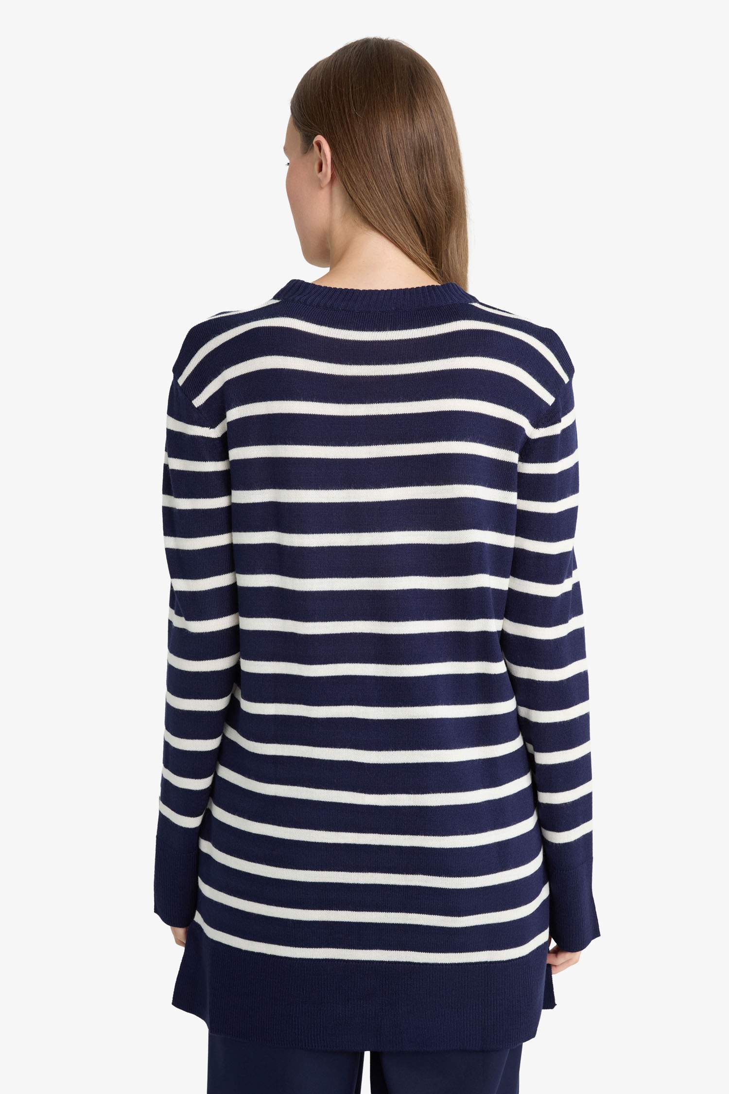 تونيك قصة عادية بياقة مستديرة