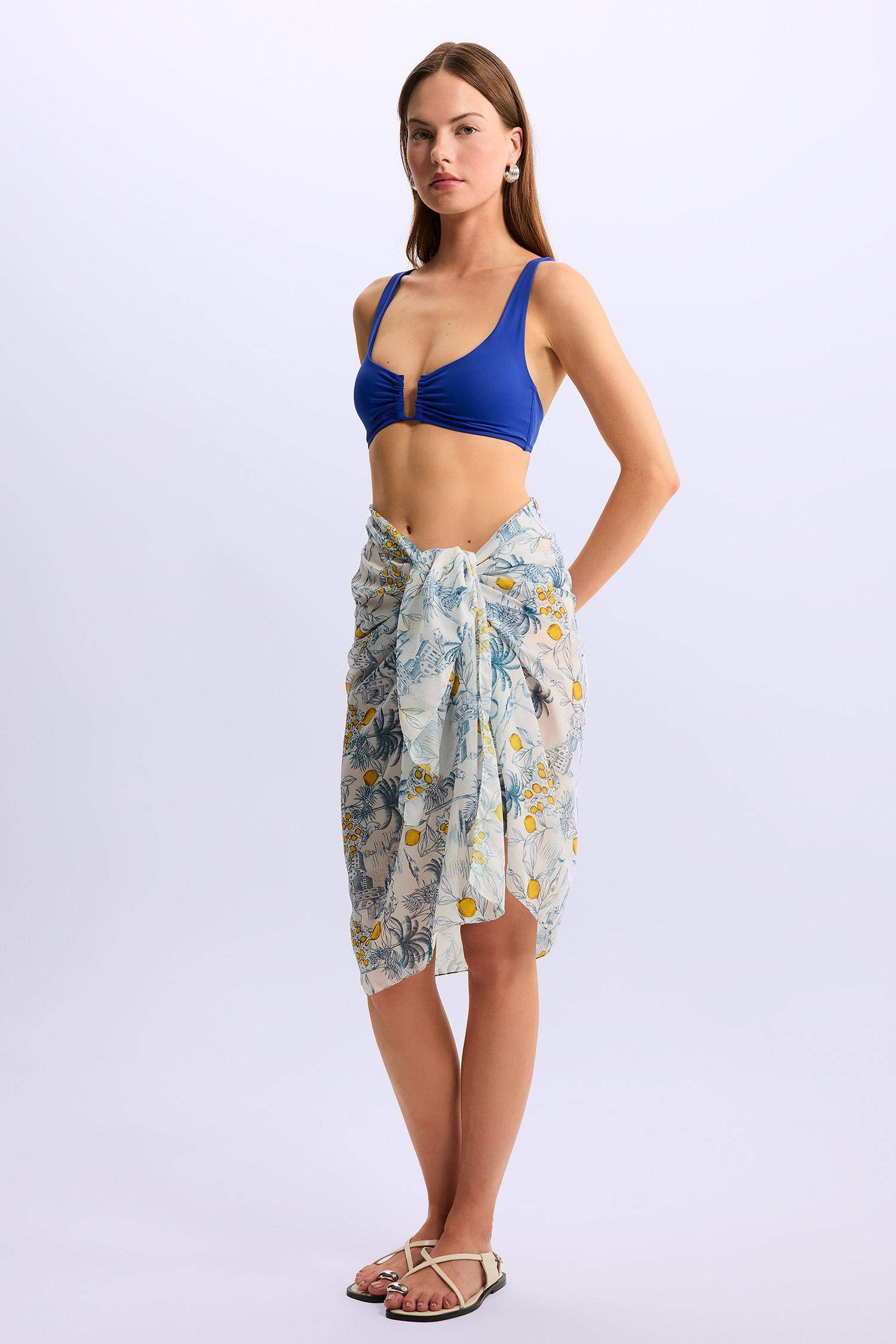 Kadın Desenli Uzun Pareo