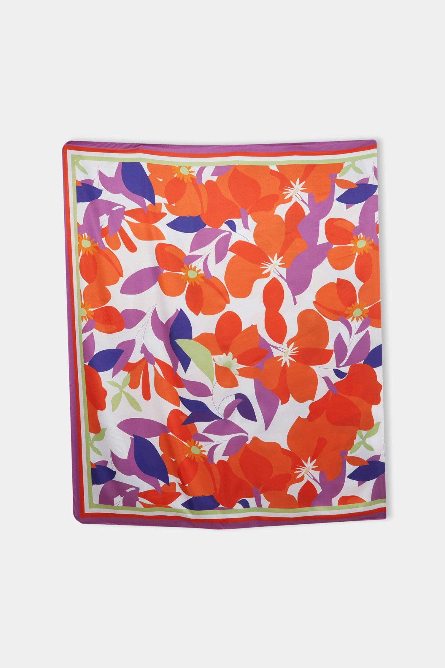 Kadın Çiçek Desenli Uzun Pareo