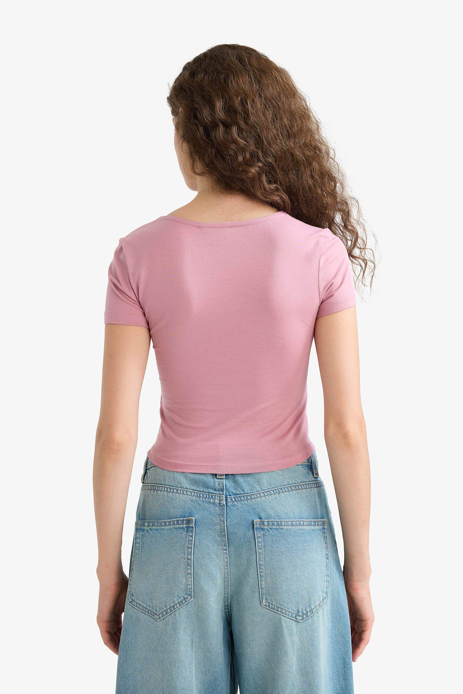 Fitted U Yaka Basic Düz Kısa Kollu Tişört