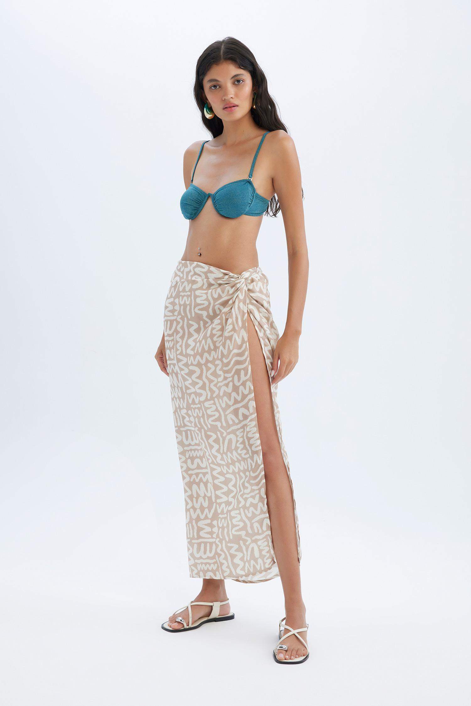 Desenli Yırtmaçlı Plaj Eteği-Fall in Love