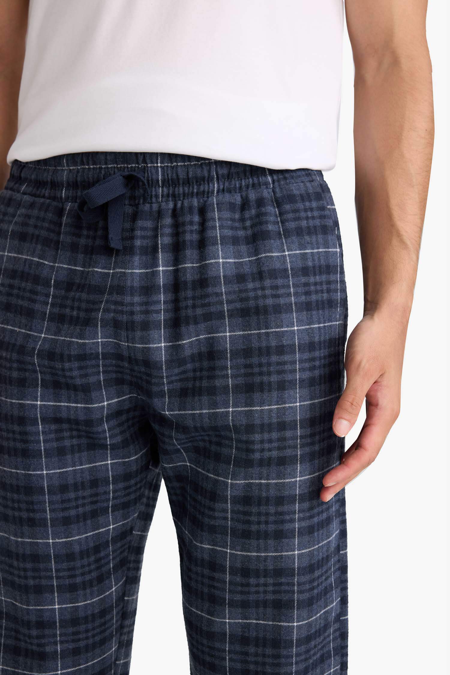 بنطلون بجامة كاروهات قصة عادية بجيب