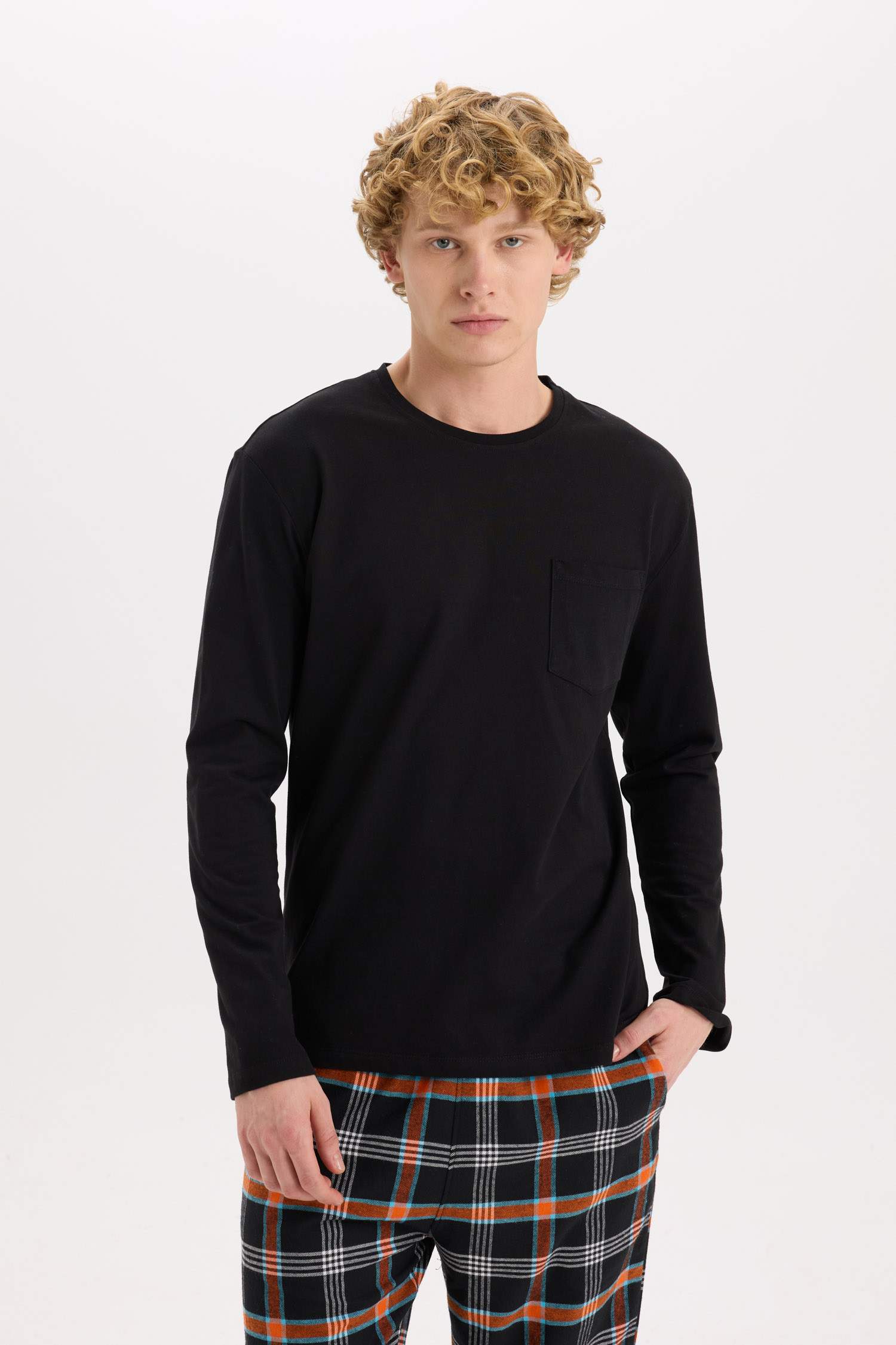 Regular Fit Pijama Takımı Bisiklet Yaka Basic Düz Uzun Kollu Üst Kareli Uzun Alt